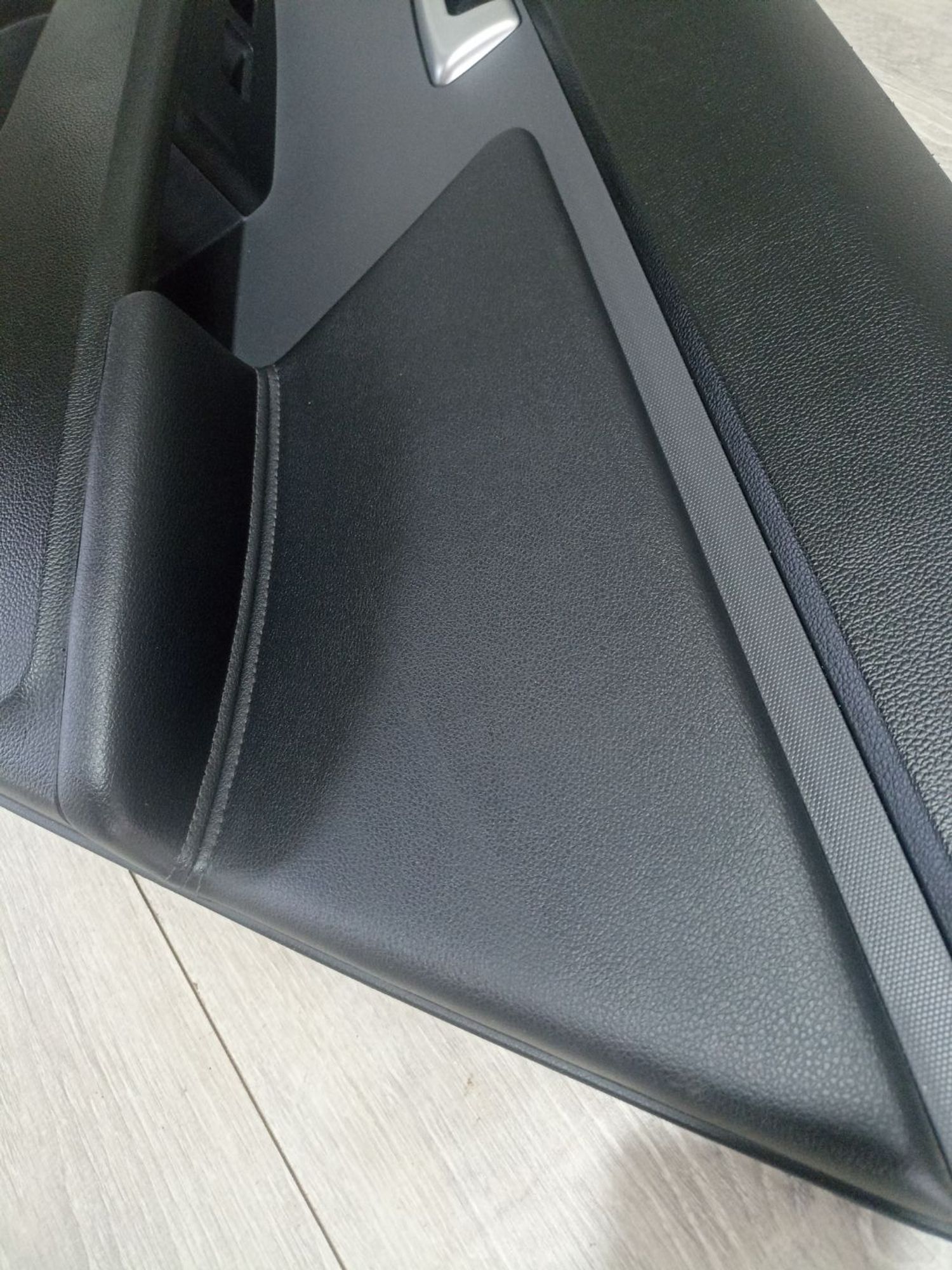https://ycs.partsauto.market/partsauto-images/thmbs/userImages/0d5a73f363ec19ea8b7d8d6483ce4211/part/3187c886-e903-4ee9-b387-67e848a2e4d4_1784799573559.jpg