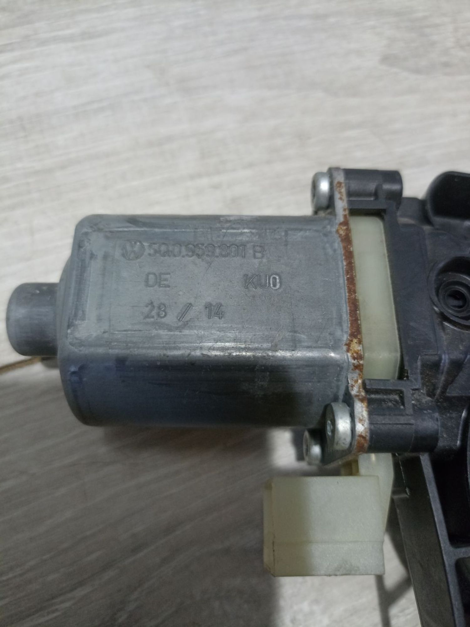 https://ycs.partsauto.market/partsauto-images/thmbs/userImages/0d5a73f363ec19ea8b7d8d6483ce4211/part/31b24bc8-d0e1-4c0c-8a68-eb45fdcb92d6_1783586064986.jpg