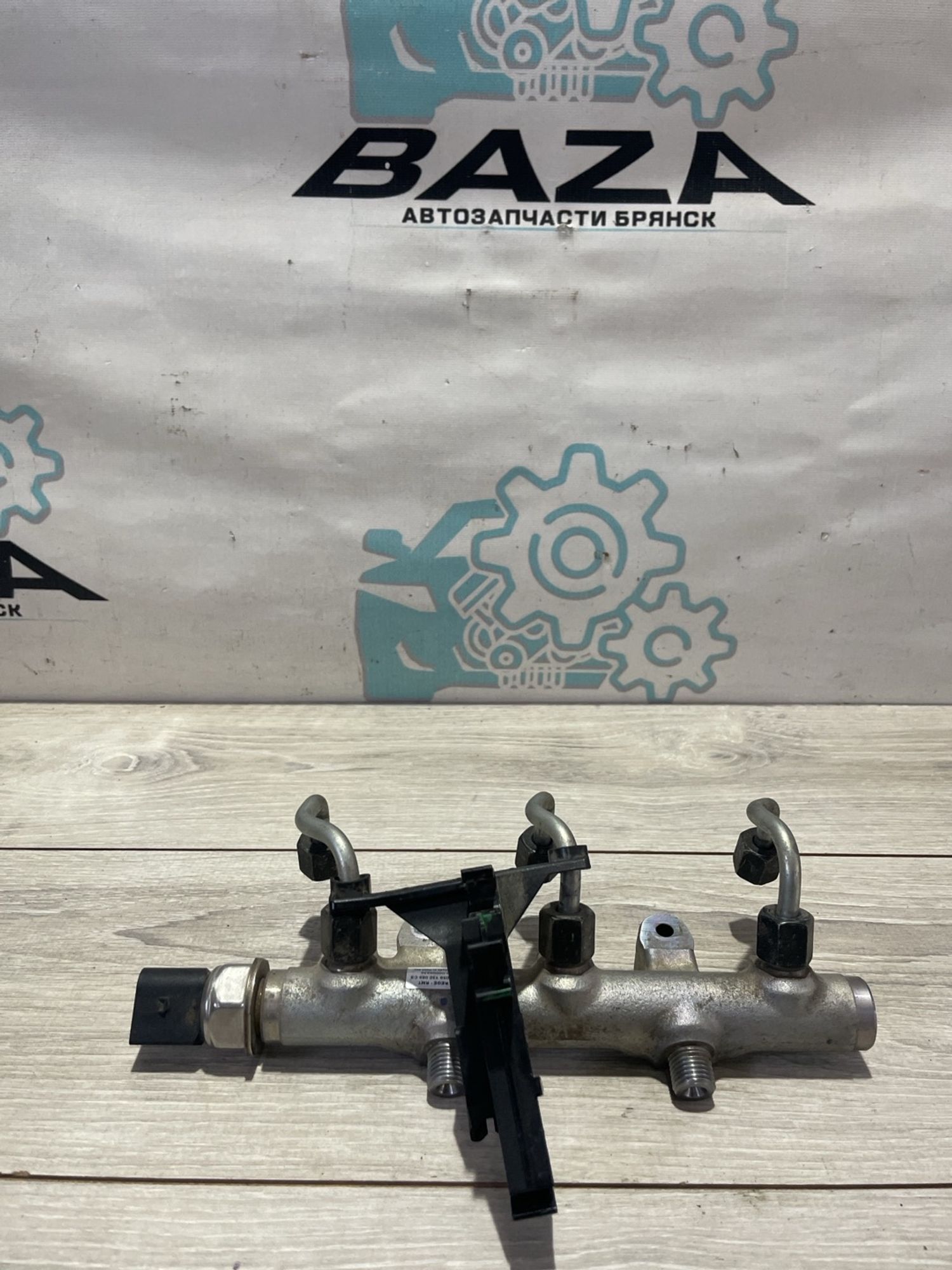 Топливная рампа левая Volkswagen Touareg 3, 10000 рублей, Брянск