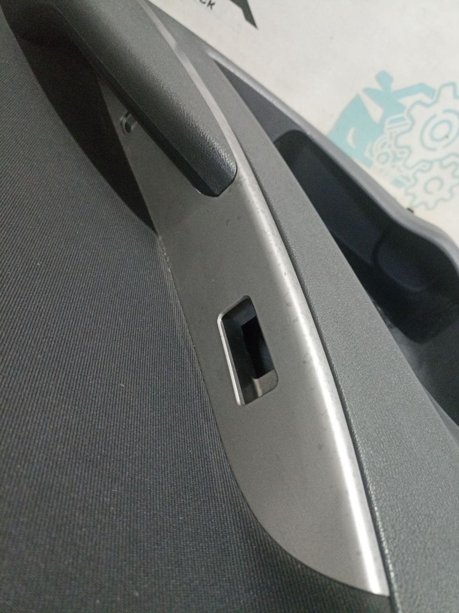 https://ycs.partsauto.market/partsauto-images/thmbs/userImages/0d5a73f363ec19ea8b7d8d6483ce4211/part/3603b027-397b-4f20-a569-abd73582c914_1785142554411.jpg