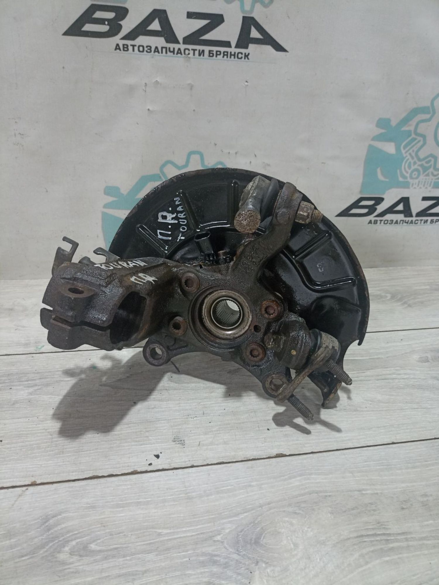 Поворотный кулак правый Volkswagen Touran, I (2..., 1990 рублей, Брянск