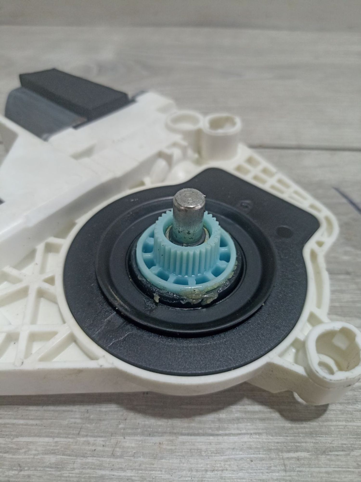 https://ycs.partsauto.market/partsauto-images/thmbs/userImages/0d5a73f363ec19ea8b7d8d6483ce4211/part/3ac7fb84-a1e0-4028-8215-50b5e3932389_1784537294299.jpg