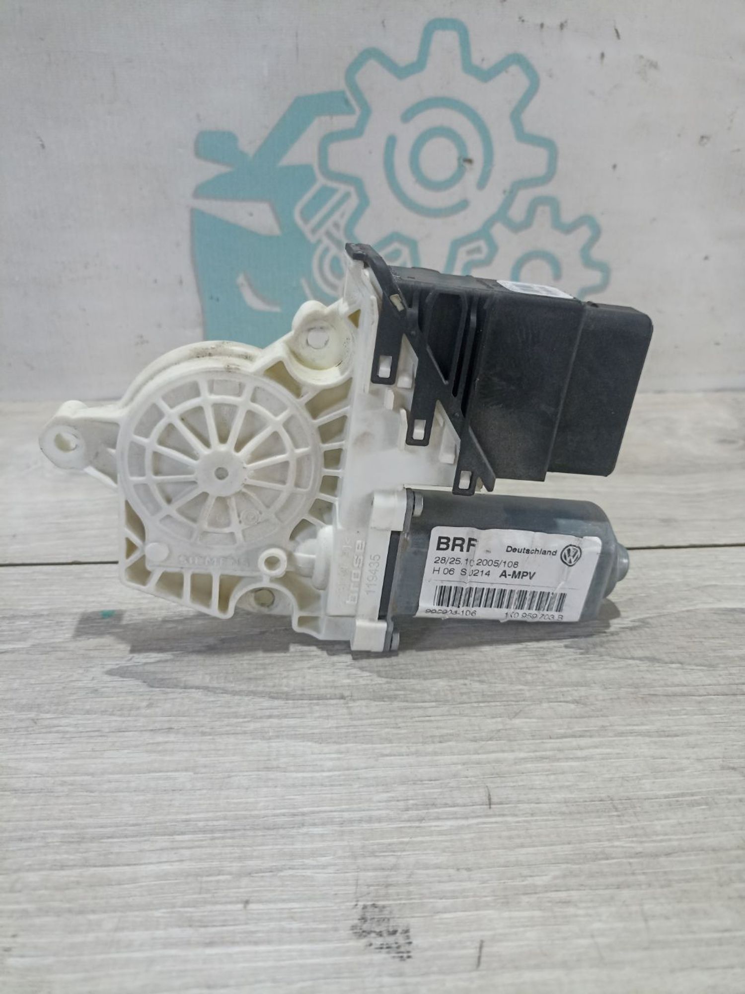 https://ycs.partsauto.market/partsauto-images/thmbs/userImages/0d5a73f363ec19ea8b7d8d6483ce4211/part/3d3e7384-7020-4950-be19-30ab2090877d_1783518661080.jpg