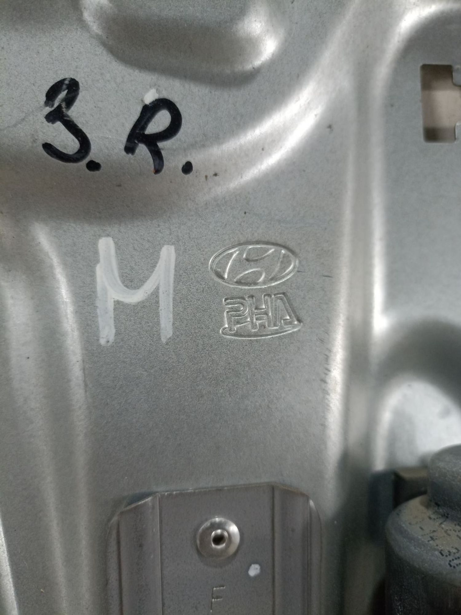 Стеклоподъемник задней правой Hyundai ix35, I 2012, 2990 рублей, Брянск