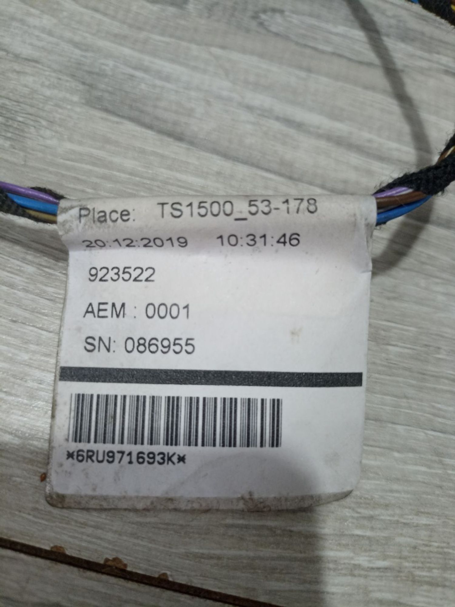 https://ycs.partsauto.market/partsauto-images/thmbs/userImages/0d5a73f363ec19ea8b7d8d6483ce4211/part/3d7b2c11-c0e6-419a-a1cf-edab27941394_1783147369116.jpg