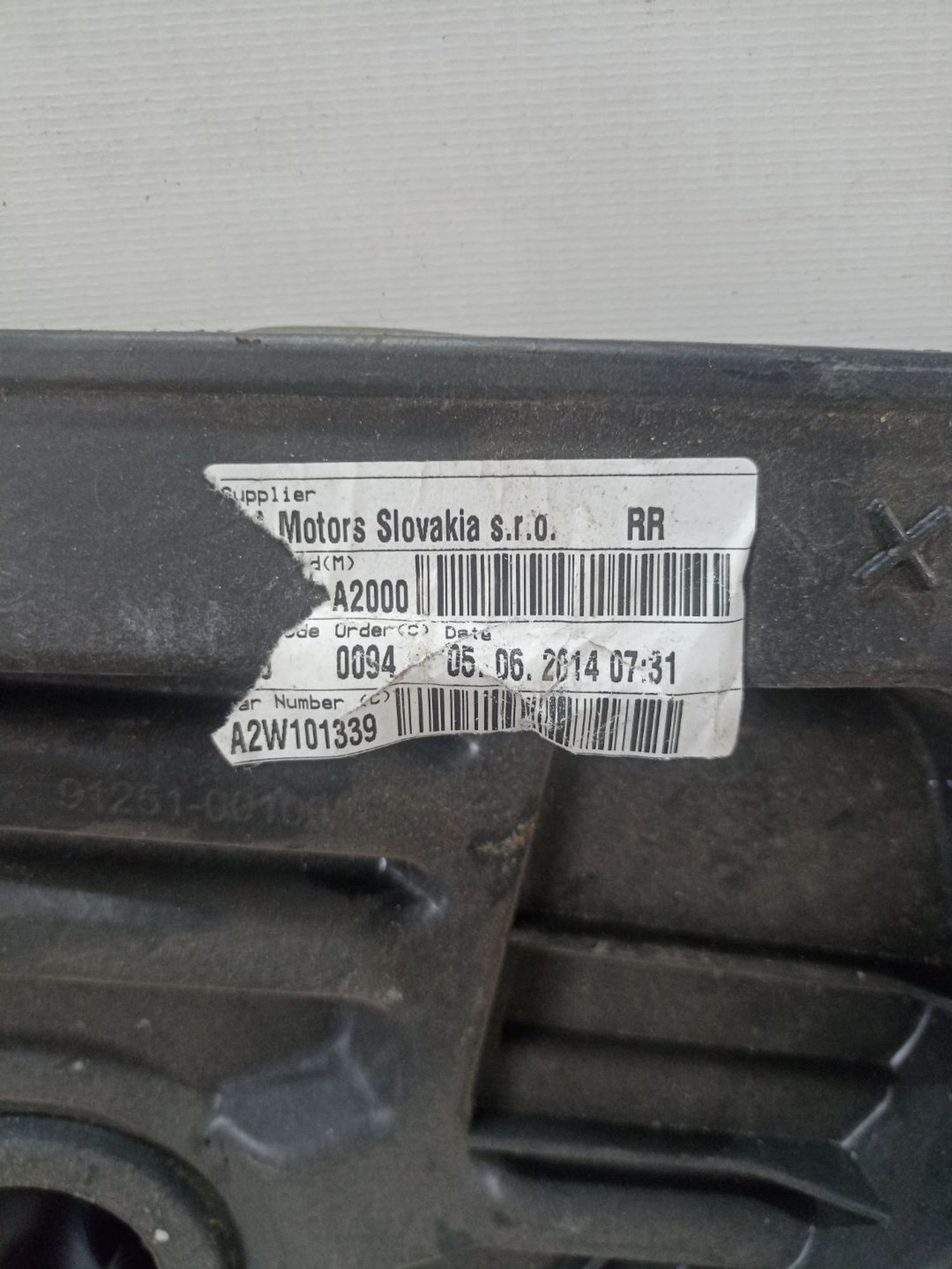 https://ycs.partsauto.market/partsauto-images/thmbs/userImages/0d5a73f363ec19ea8b7d8d6483ce4211/part/3dca0c15-ebf5-4ca9-9076-eb9f6b440c9f_1783341951402.jpg