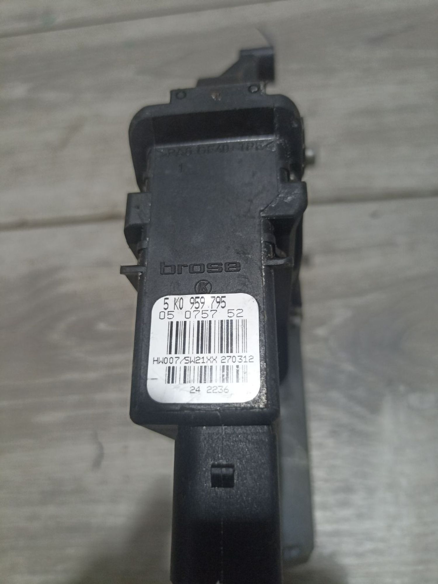 https://ycs.partsauto.market/partsauto-images/thmbs/userImages/0d5a73f363ec19ea8b7d8d6483ce4211/part/43e4f567-fe9c-4ede-9cf0-c30d846cab68_1783520408973.jpg