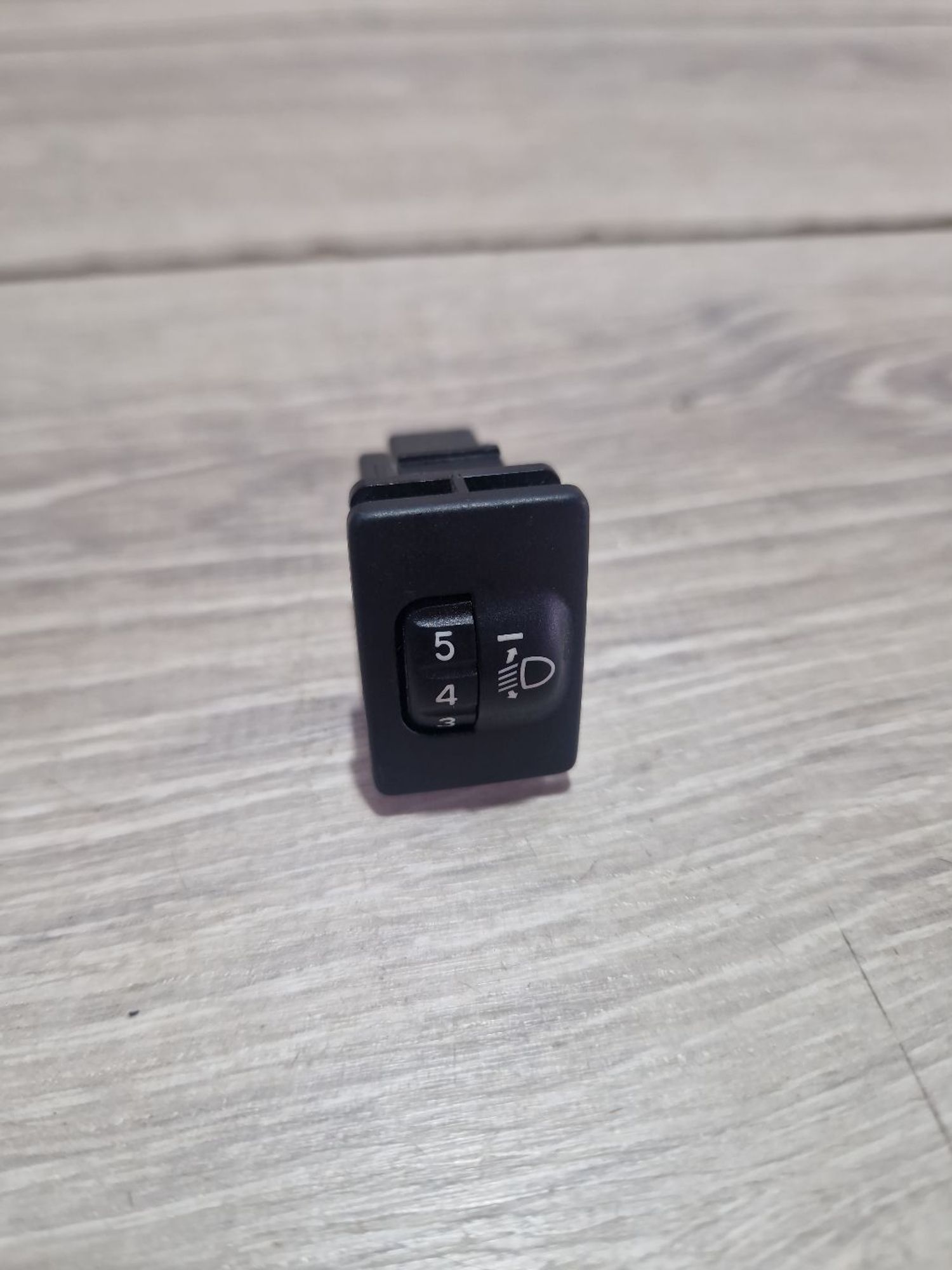 https://ycs.partsauto.market/partsauto-images/thmbs/userImages/0d5a73f363ec19ea8b7d8d6483ce4211/part/458d27b1-73d7-4235-8ad8-f56efbf4628e_1787739133513.jpg