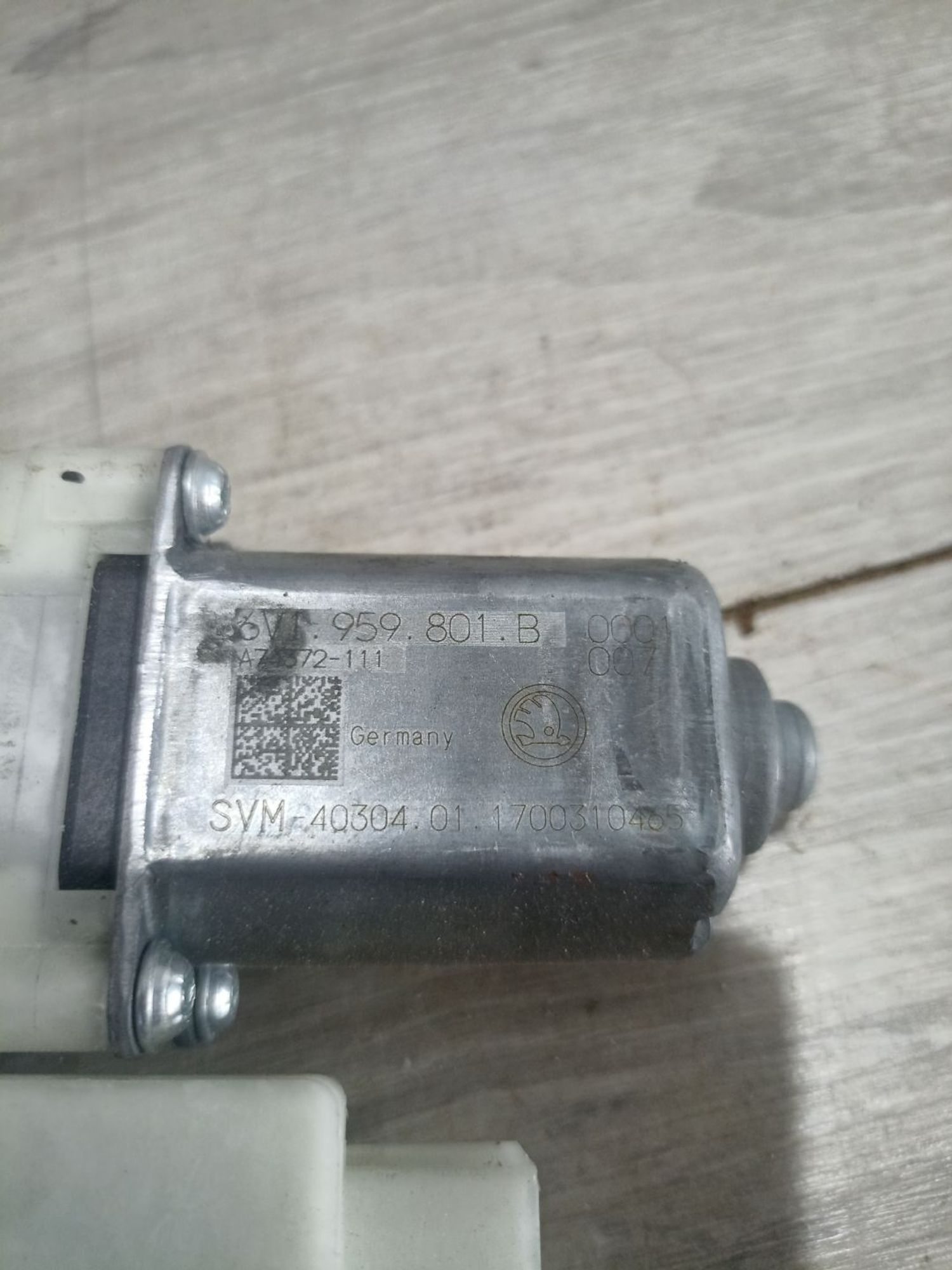 https://ycs.partsauto.market/partsauto-images/thmbs/userImages/0d5a73f363ec19ea8b7d8d6483ce4211/part/494f3dd8-8355-4ae0-8cfd-9abd44bc0a53_1784041248977.jpg