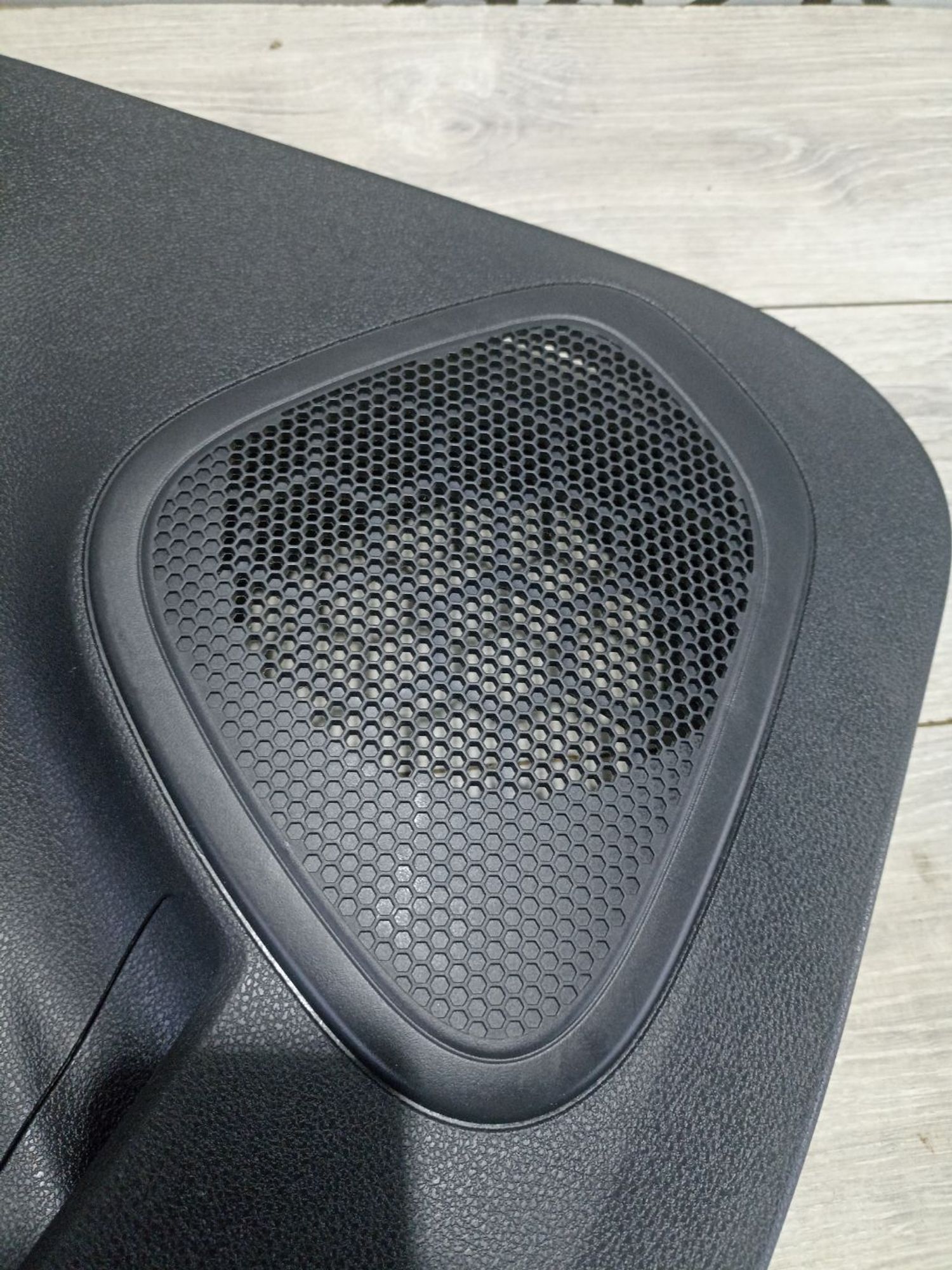 https://ycs.partsauto.market/partsauto-images/thmbs/userImages/0d5a73f363ec19ea8b7d8d6483ce4211/part/499ff211-cc6f-4f1c-95ad-34382c61c40a_1784622811019.jpg