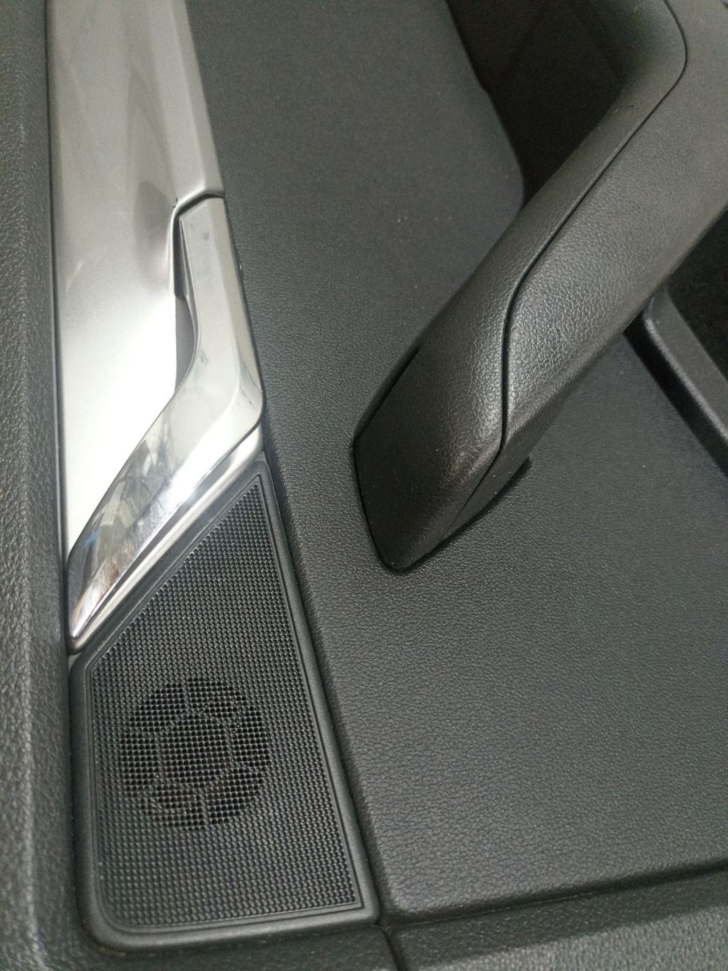 https://ycs.partsauto.market/partsauto-images/thmbs/userImages/0d5a73f363ec19ea8b7d8d6483ce4211/part/49bf75fd-2811-44a8-b9bf-035b2fe90f26_1784801332786.jpg