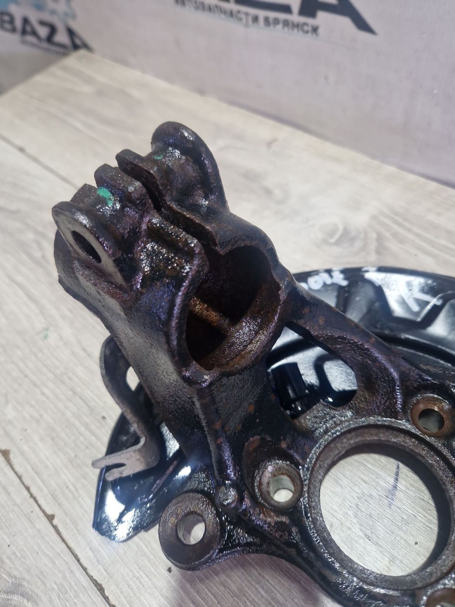 https://ycs.partsauto.market/partsauto-images/thmbs/userImages/0d5a73f363ec19ea8b7d8d6483ce4211/part/4bcf9be5-aed9-4783-8468-589780d0a112_1786965516120.jpg