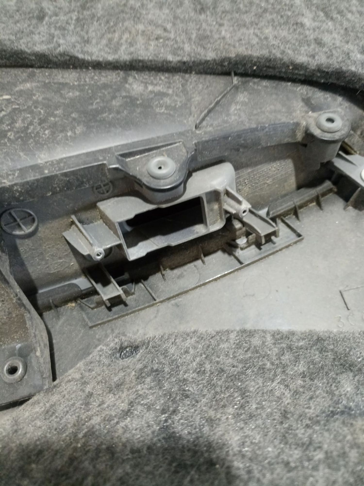 https://ycs.partsauto.market/partsauto-images/thmbs/userImages/0d5a73f363ec19ea8b7d8d6483ce4211/part/4cb93e0e-ce16-4275-acd3-bf81ca084113_1785142572896.jpg