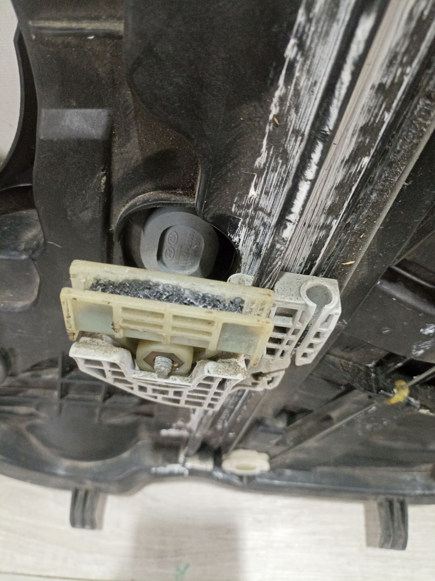 https://ycs.partsauto.market/partsauto-images/thmbs/userImages/0d5a73f363ec19ea8b7d8d6483ce4211/part/4dd9f7ad-fd20-4b8c-8523-f5527a09eaa0_1783165257261.jpg