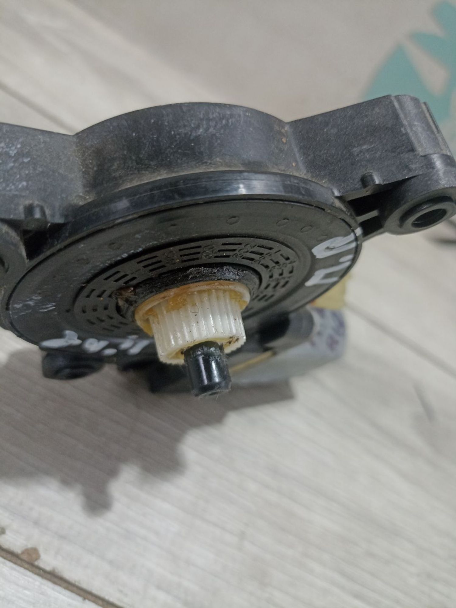 https://ycs.partsauto.market/partsauto-images/thmbs/userImages/0d5a73f363ec19ea8b7d8d6483ce4211/part/4dfbdda7-329b-4b5a-9f27-a091ff61e28f_1783515564886.jpg