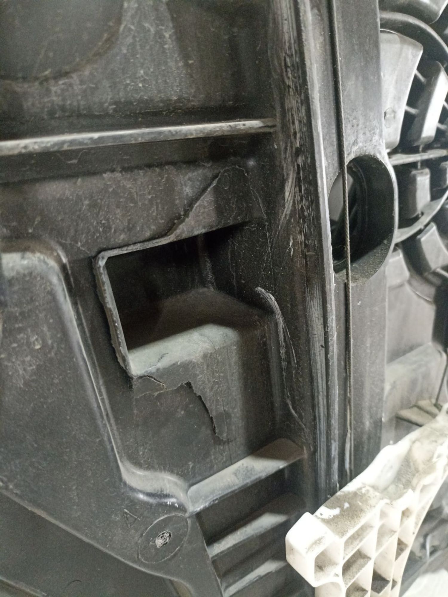 https://ycs.partsauto.market/partsauto-images/thmbs/userImages/0d5a73f363ec19ea8b7d8d6483ce4211/part/4ebe7f62-f267-412a-8fea-808759393d87_1783341940748.jpg