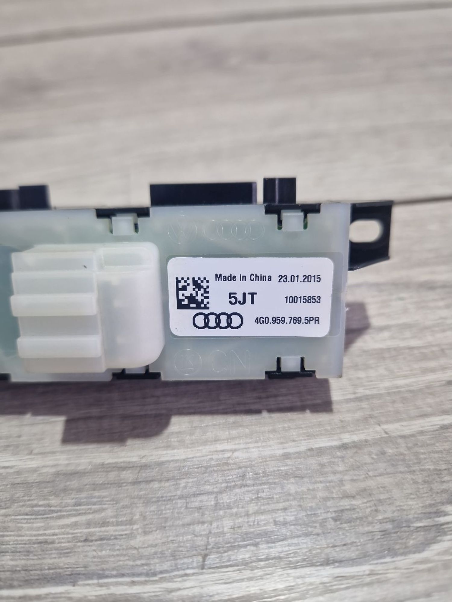 https://ycs.partsauto.market/partsauto-images/thmbs/userImages/0d5a73f363ec19ea8b7d8d6483ce4211/part/4f2152cb-105d-401f-a840-c1a59e8ea4a7_1787660895432.jpg
