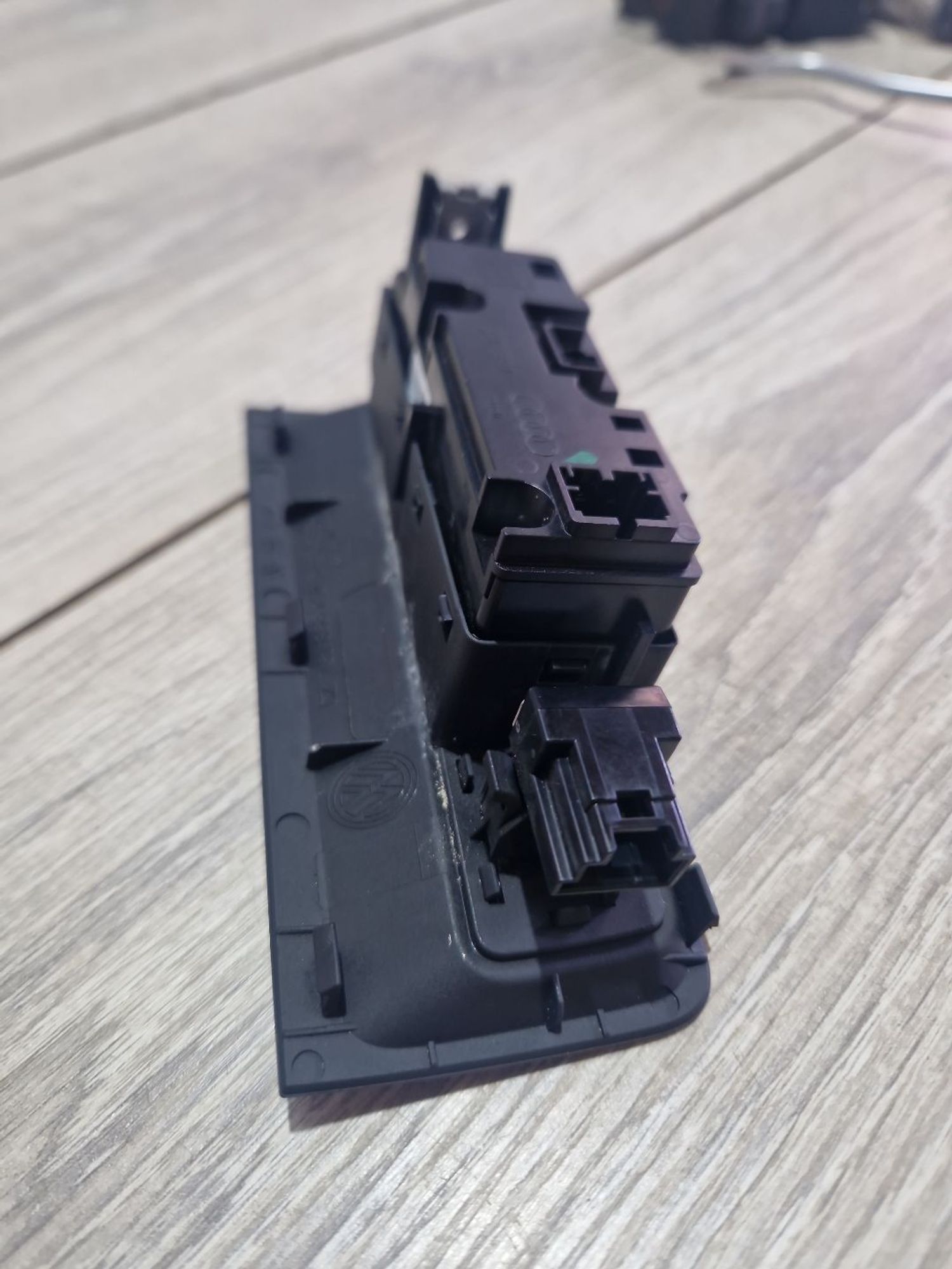 https://ycs.partsauto.market/partsauto-images/thmbs/userImages/0d5a73f363ec19ea8b7d8d6483ce4211/part/52443573-3412-437b-9731-91ca5b55a1c1_1787399562741.jpg