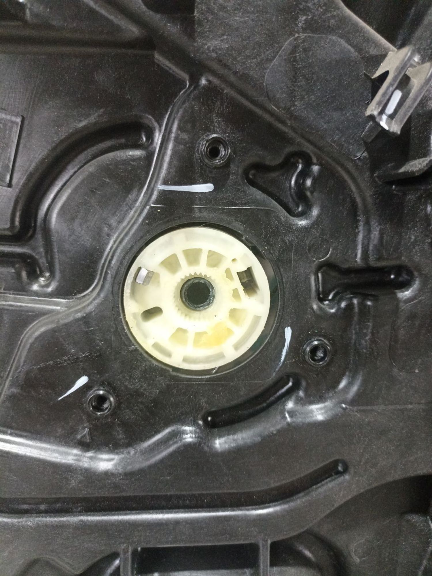 https://ycs.partsauto.market/partsauto-images/thmbs/userImages/0d5a73f363ec19ea8b7d8d6483ce4211/part/529bf4f6-0474-4990-897b-b0cd274cf02f_1783496452887.jpg