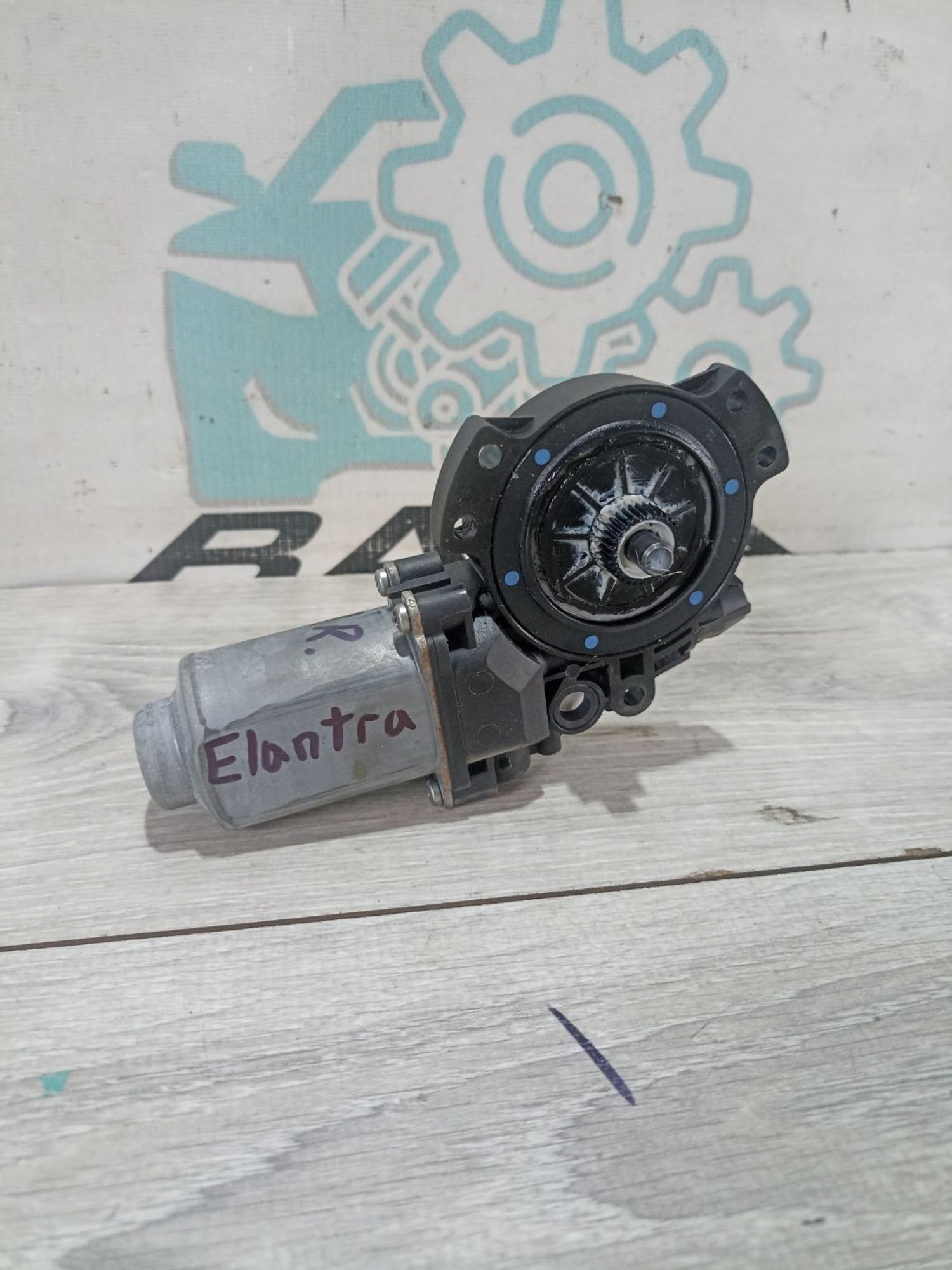 https://ycs.partsauto.market/partsauto-images/thmbs/userImages/0d5a73f363ec19ea8b7d8d6483ce4211/part/546fa115-074f-442b-a923-2d4fe1c996a9_1783512626027.jpg