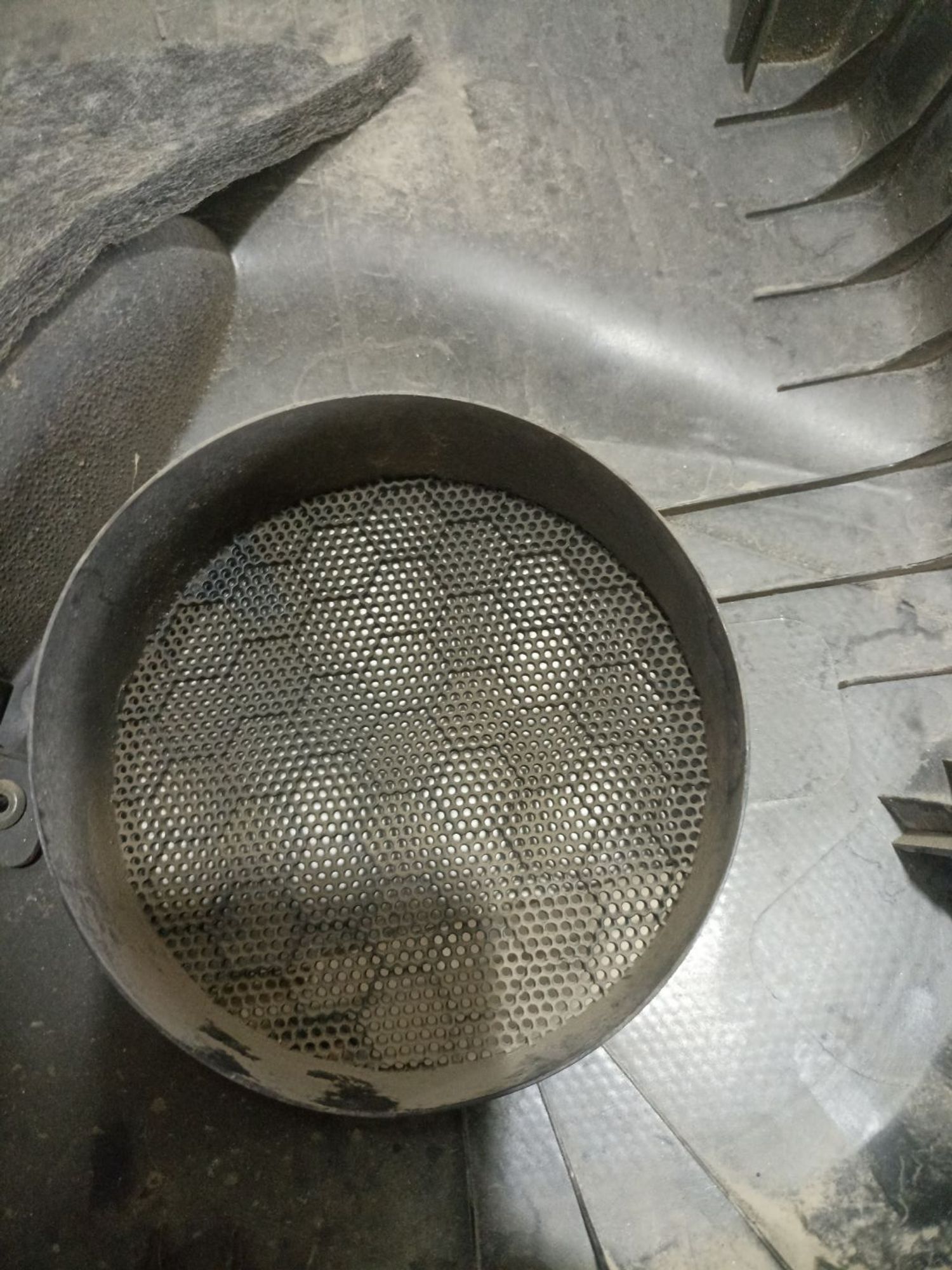 https://ycs.partsauto.market/partsauto-images/thmbs/userImages/0d5a73f363ec19ea8b7d8d6483ce4211/part/56983d38-3fb1-4b8b-9676-c53d1617af99_1785142571328.jpg