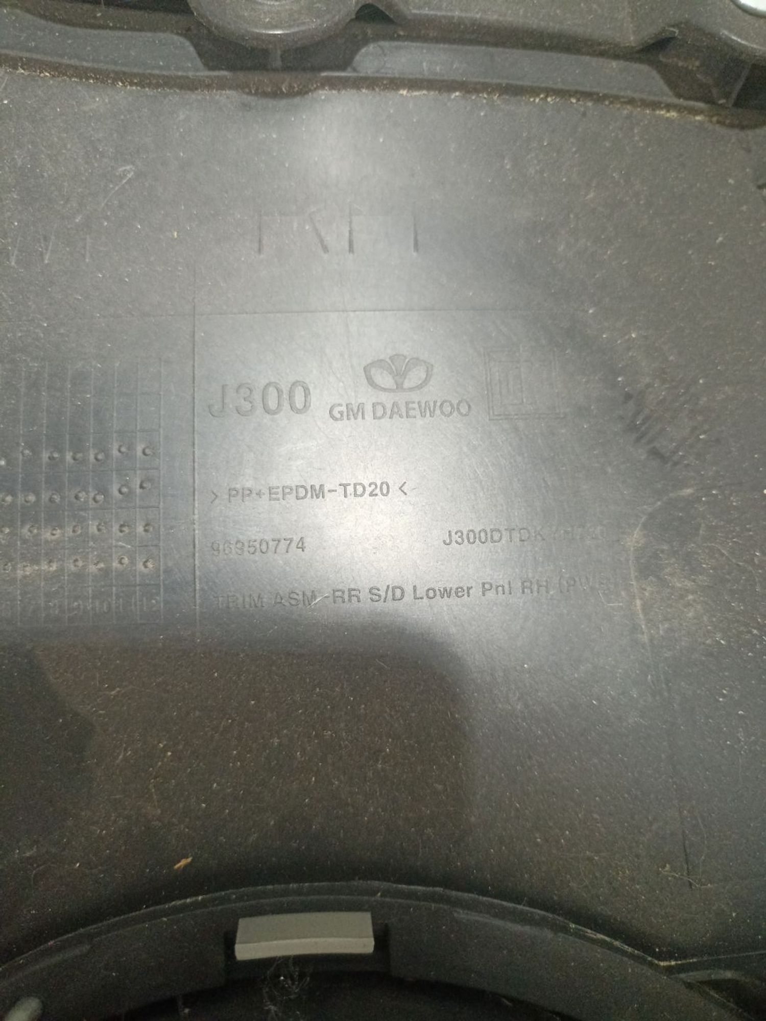 https://ycs.partsauto.market/partsauto-images/thmbs/userImages/0d5a73f363ec19ea8b7d8d6483ce4211/part/57286e76-79fa-4ddf-9761-bf2384d485a8_1784801907453.jpg