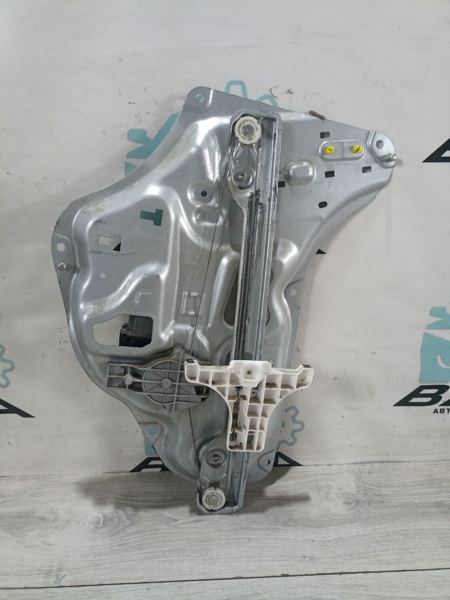 Стеклоподъемник задней правой Hyundai ix35, I 2012, 2990 рублей, Брянск