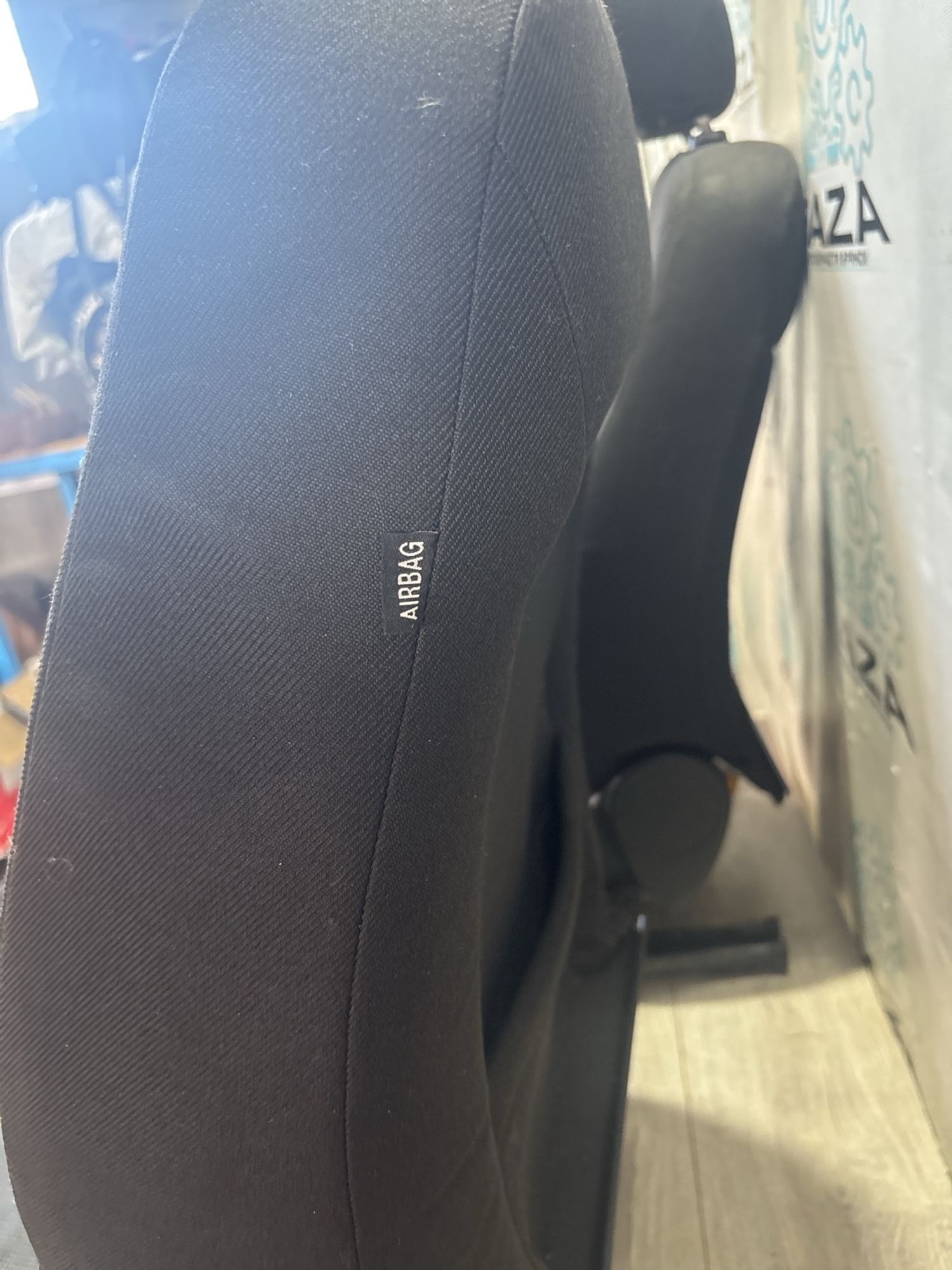 https://ycs.partsauto.market/partsauto-images/thmbs/userImages/0d5a73f363ec19ea8b7d8d6483ce4211/part/579e81b3-3d84-421d-8444-f579018e3dbb_1781008788863.jpg