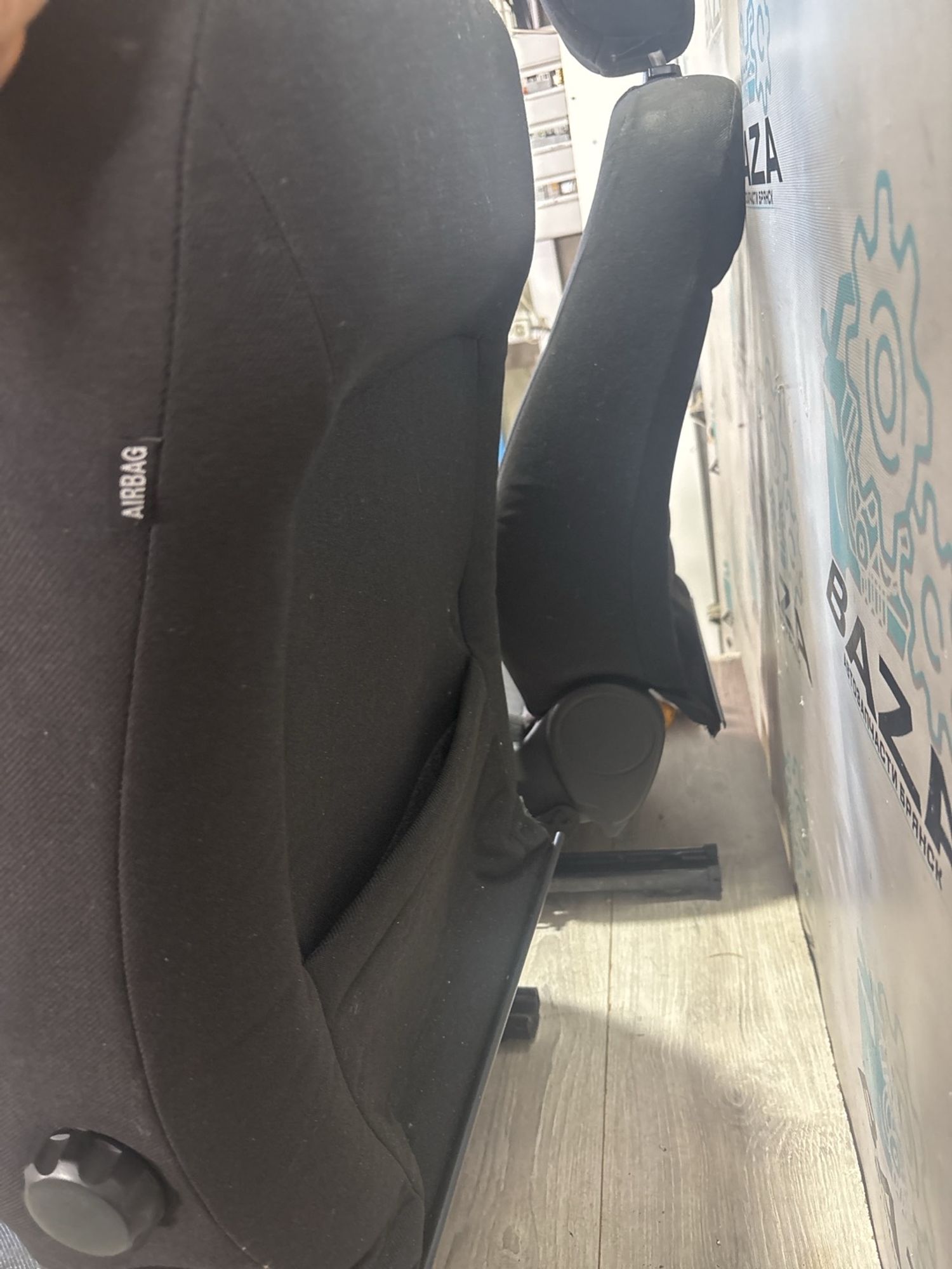https://ycs.partsauto.market/partsauto-images/thmbs/userImages/0d5a73f363ec19ea8b7d8d6483ce4211/part/5a07a03f-96e9-410c-bed8-307bb580d41b_1781008789710.jpg
