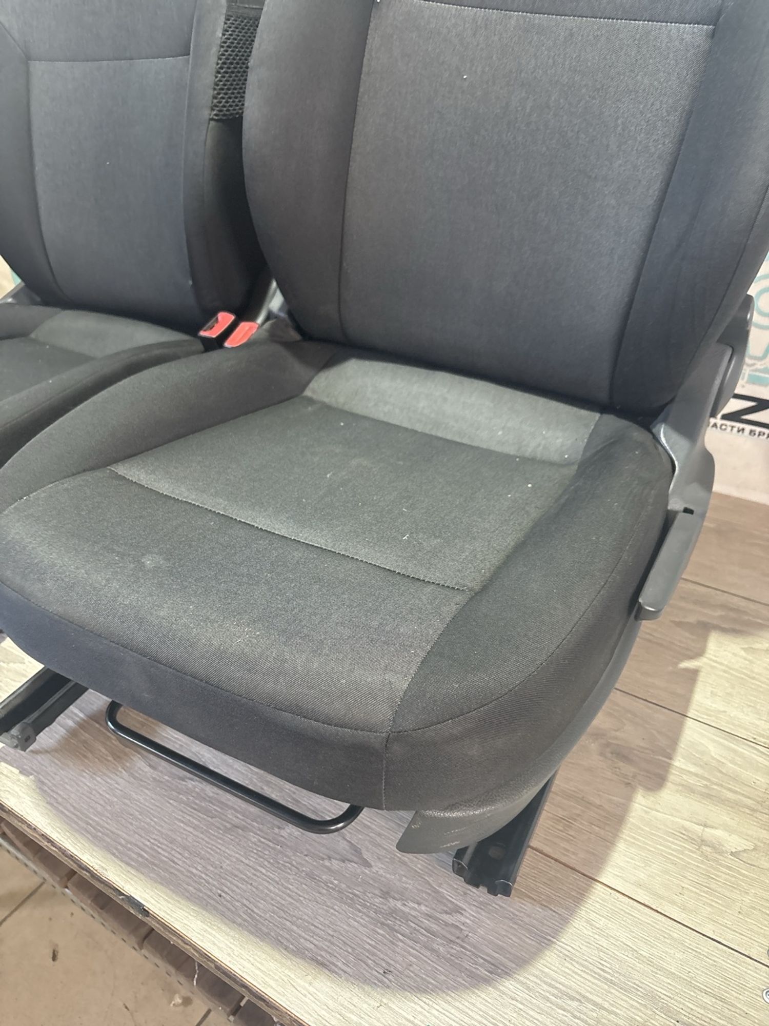 https://ycs.partsauto.market/partsauto-images/thmbs/userImages/0d5a73f363ec19ea8b7d8d6483ce4211/part/5a80fac1-bbcf-4458-8574-d1715c44ea62_1781005800888.jpg