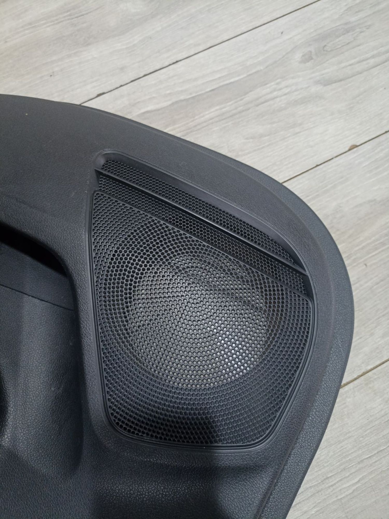 https://ycs.partsauto.market/partsauto-images/thmbs/userImages/0d5a73f363ec19ea8b7d8d6483ce4211/part/5a971779-350f-41c1-ad13-8a776e938e8f_1784973817147.jpg