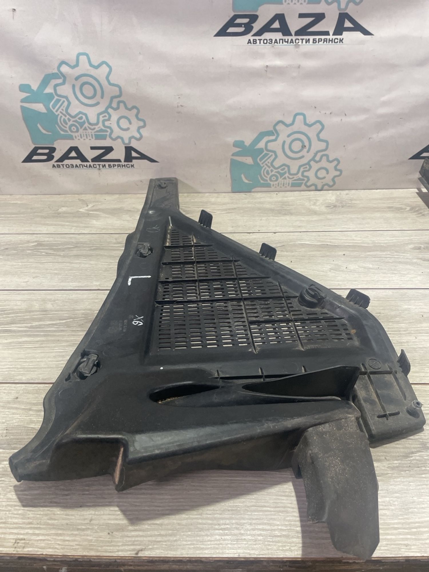 Водосток лобового стекла (жабо) комплект  BMW X6, 2000 рублей, Брянск