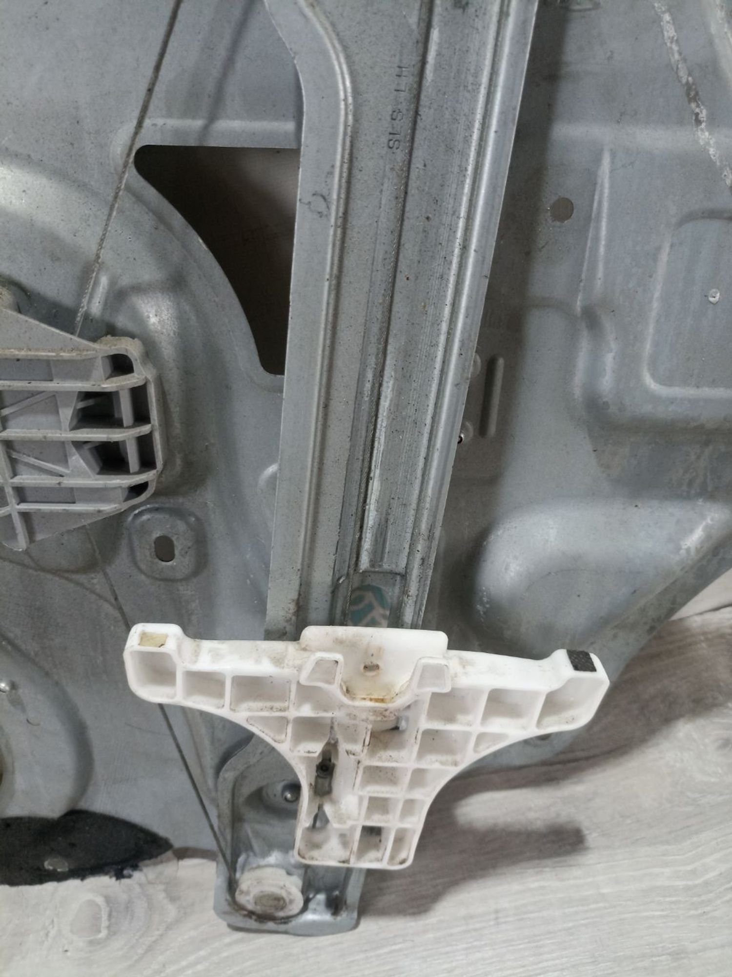 https://ycs.partsauto.market/partsauto-images/thmbs/userImages/0d5a73f363ec19ea8b7d8d6483ce4211/part/5dcbcc4f-8ebe-4e4b-9d03-85c378143b4c_1783337946872.jpg