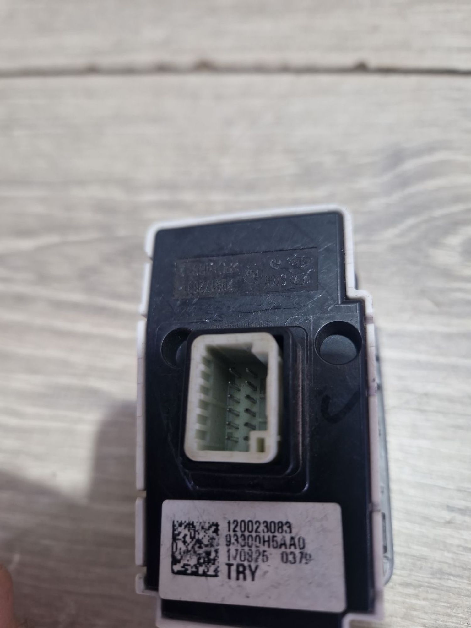 https://ycs.partsauto.market/partsauto-images/thmbs/userImages/0d5a73f363ec19ea8b7d8d6483ce4211/part/5f8fd9a8-210f-4512-b34f-85c29e16f65a_1787645875474.jpg