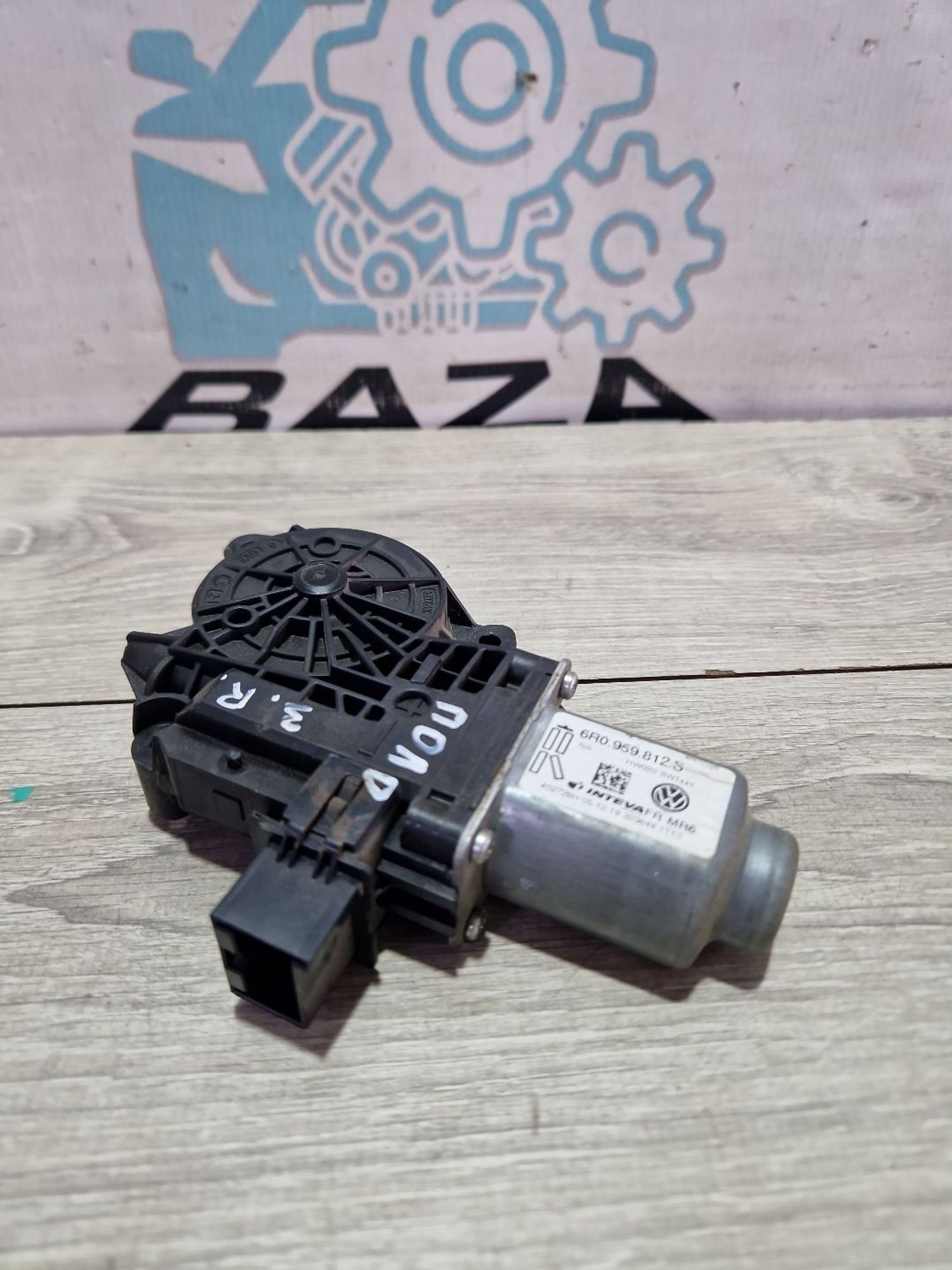 Мотор стеклоподъемника правый задний Volkswagen..., 1100 рублей, Брянск