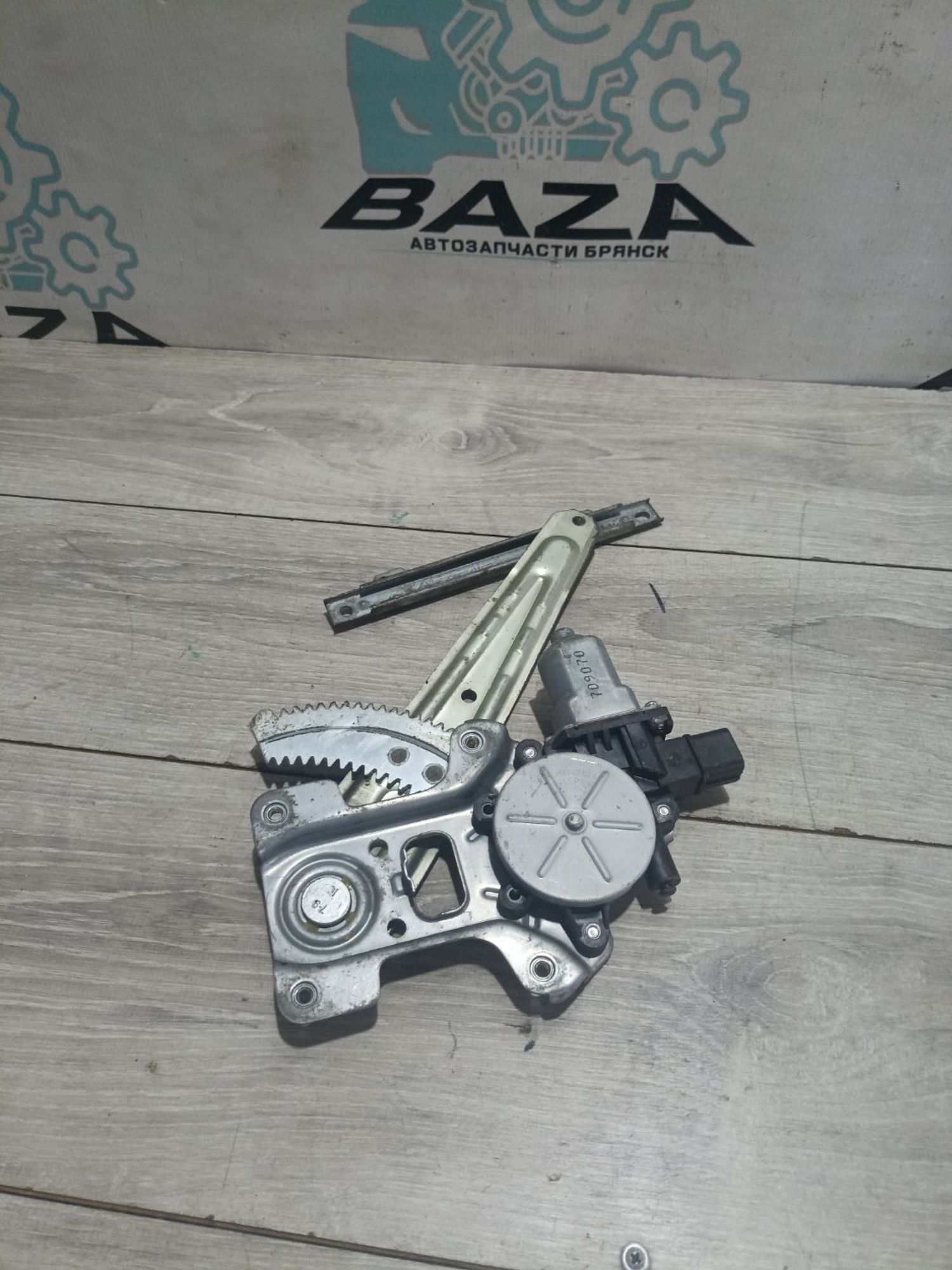 https://ycs.partsauto.market/partsauto-images/thmbs/userImages/0d5a73f363ec19ea8b7d8d6483ce4211/part/61637c79-4951-429e-b995-6bec1a103003_1784023462431.jpg