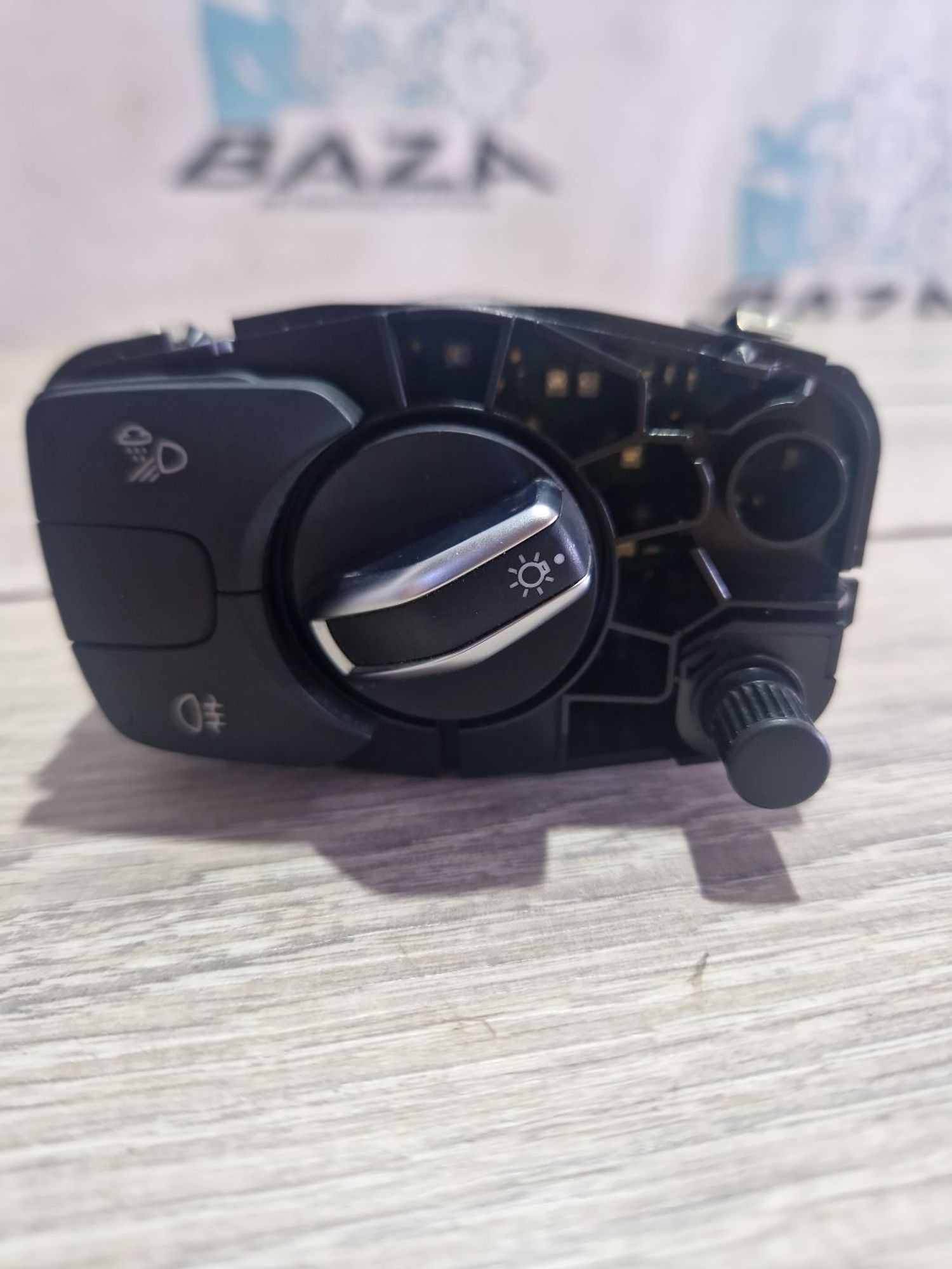https://ycs.partsauto.market/partsauto-images/thmbs/userImages/0d5a73f363ec19ea8b7d8d6483ce4211/part/61bd9889-e78b-4b72-a1c4-26b144add50b_1787400925206.jpg