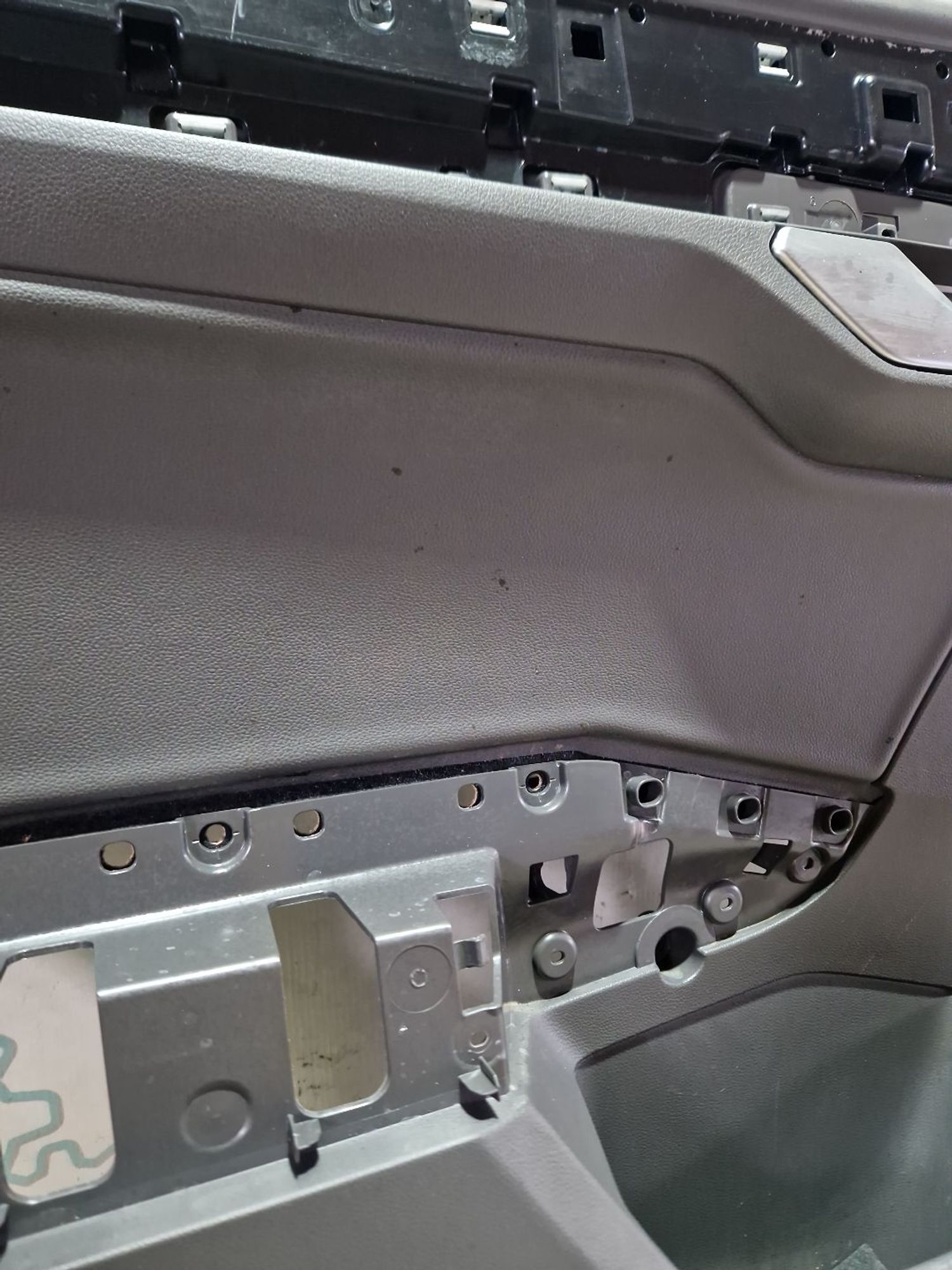 https://ycs.partsauto.market/partsauto-images/thmbs/userImages/0d5a73f363ec19ea8b7d8d6483ce4211/part/620aeeca-e268-4877-83f2-cd87f996450d_1787300917608.jpg