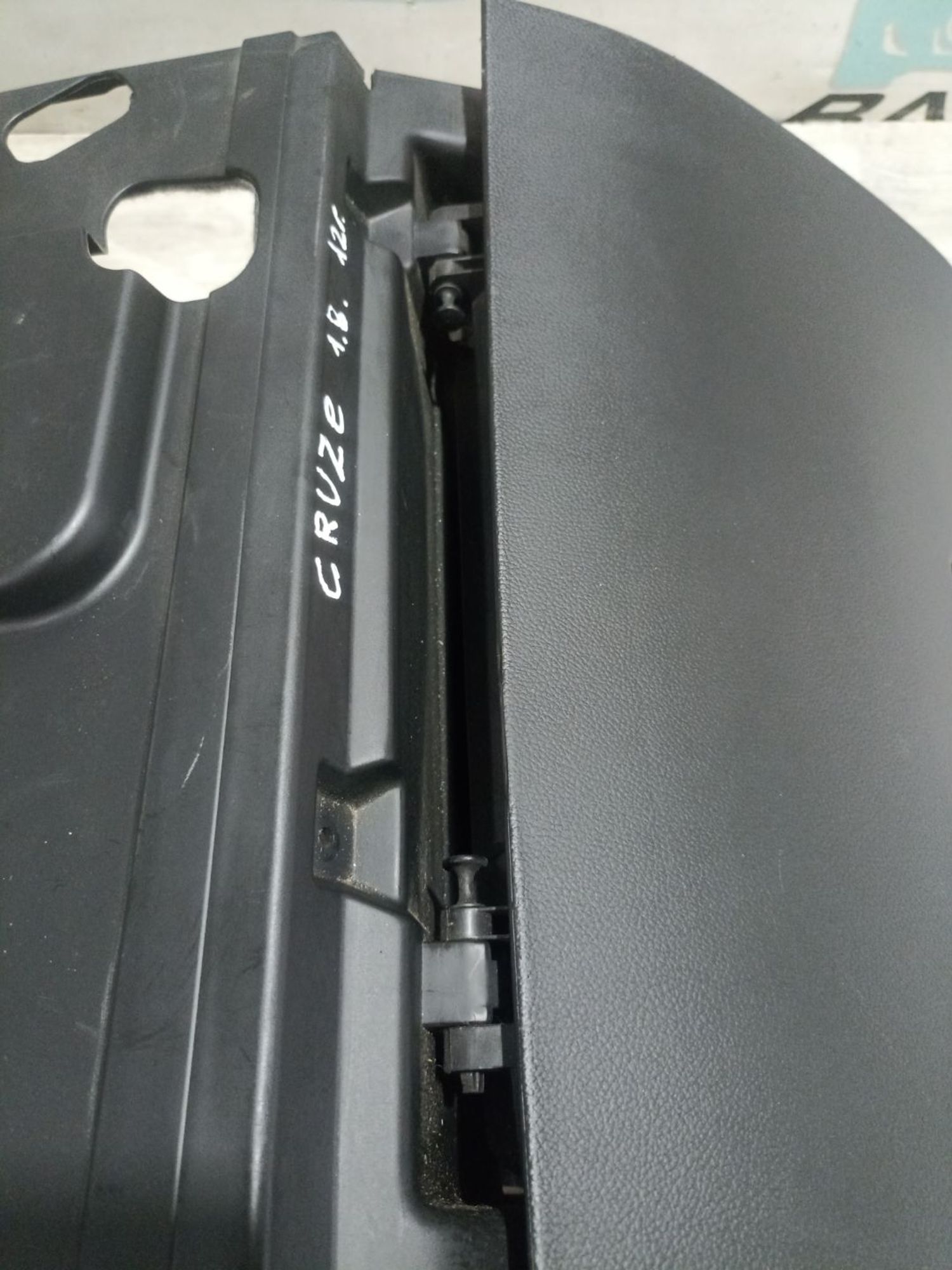 Бардачок Chevrolet Cruze, I рестайлинг (2012—20..., 1290 рублей, Брянск