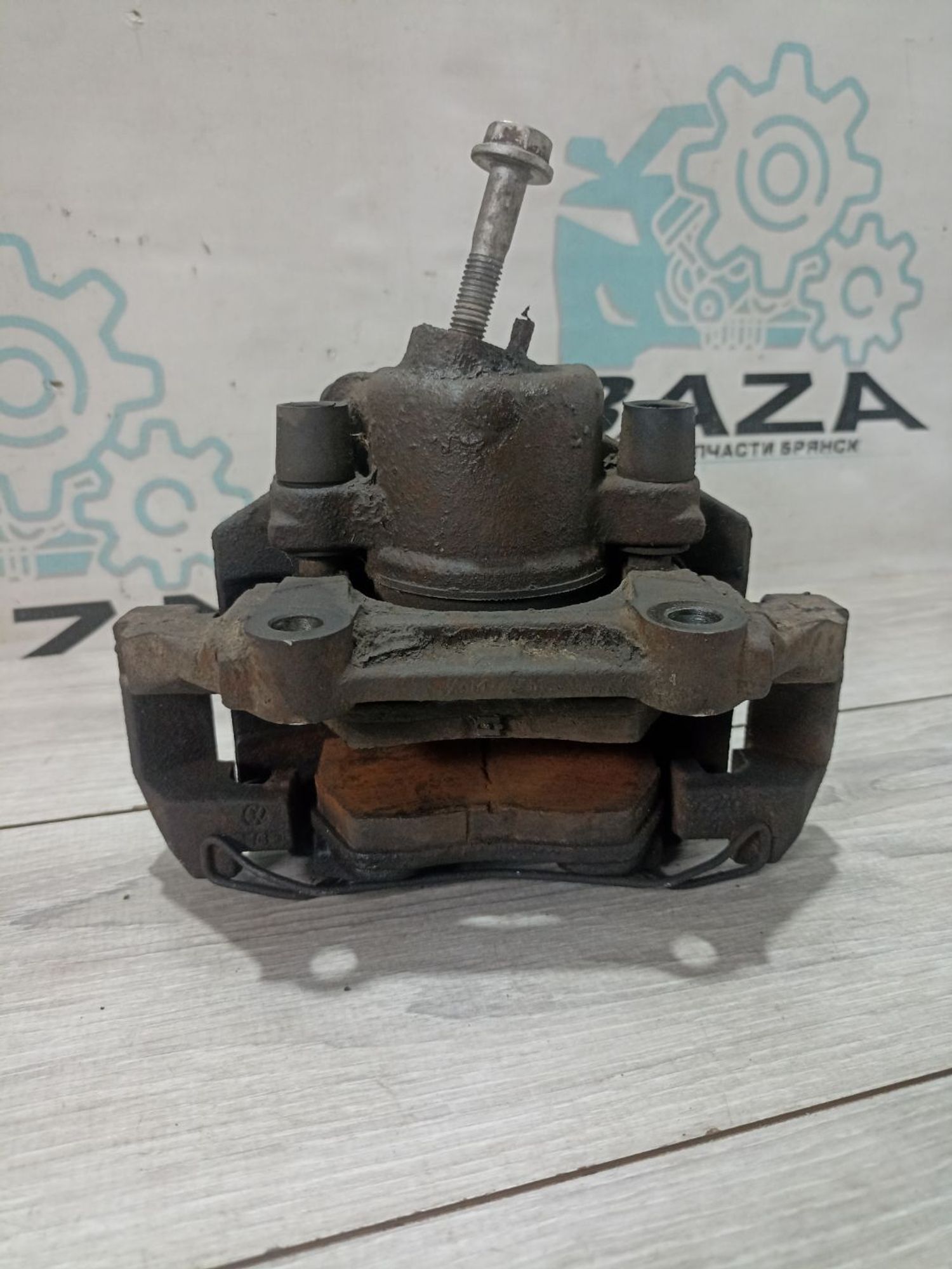 https://ycs.partsauto.market/partsauto-images/thmbs/userImages/0d5a73f363ec19ea8b7d8d6483ce4211/part/62f1fd89-031e-41bd-bb78-4346160998f4_1783148766722.jpg