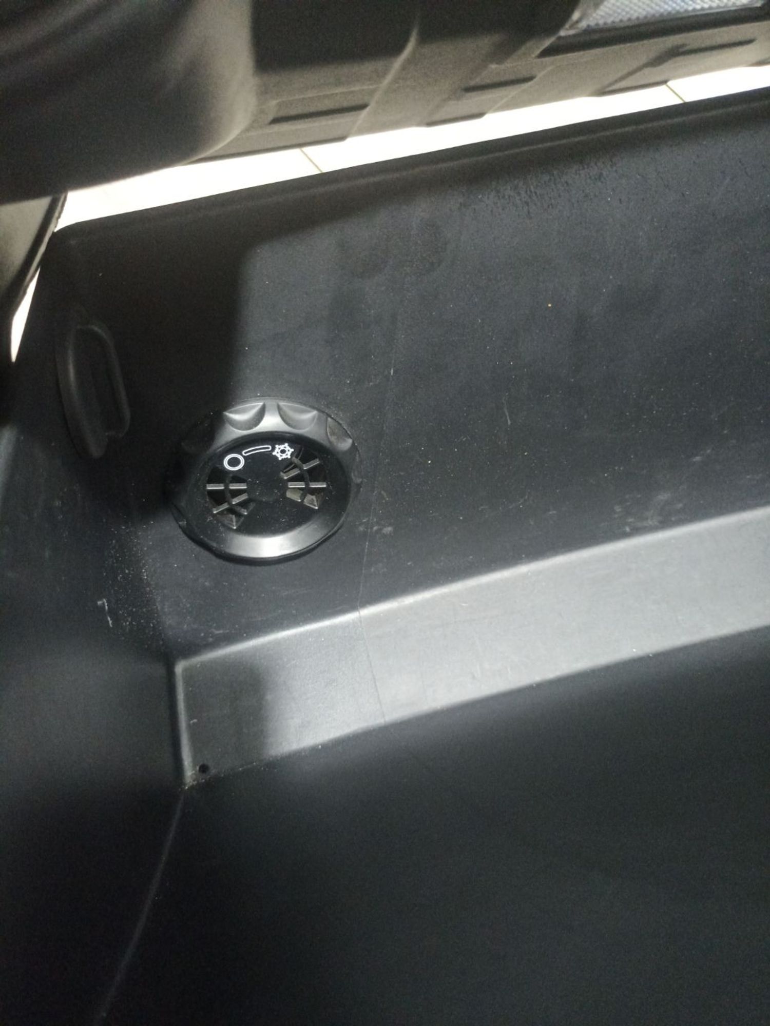 https://ycs.partsauto.market/partsauto-images/thmbs/userImages/0d5a73f363ec19ea8b7d8d6483ce4211/part/63a4315c-9ccd-4849-bea0-fe6ed177239a_1784298290108.jpg