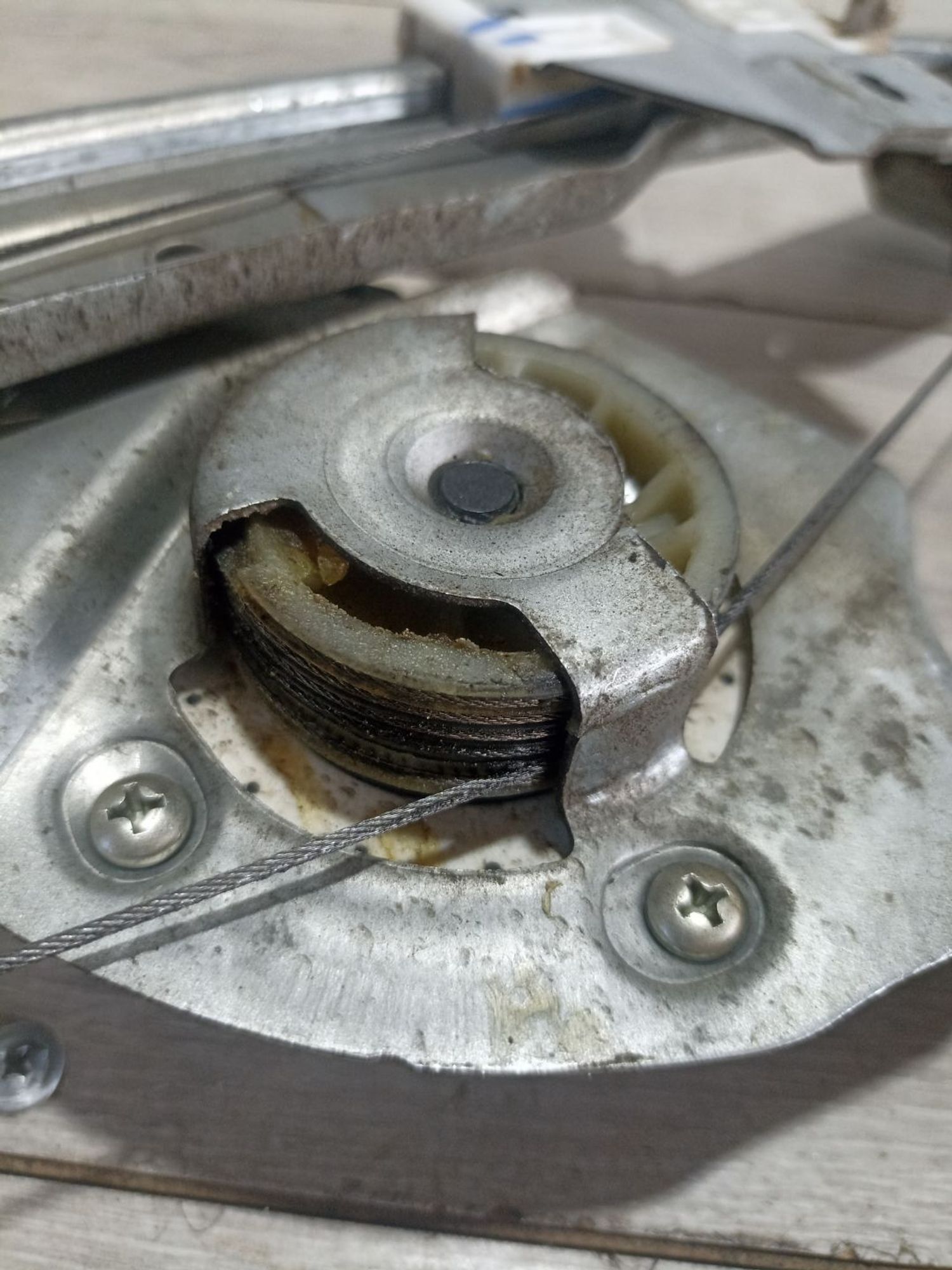 https://ycs.partsauto.market/partsauto-images/thmbs/userImages/0d5a73f363ec19ea8b7d8d6483ce4211/part/647ad42c-91ca-46d3-acae-f7ecf9bcfbf9_1784039214947.jpg