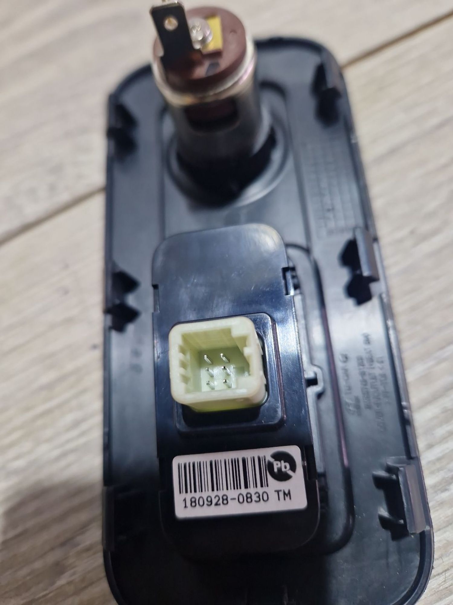 https://ycs.partsauto.market/partsauto-images/thmbs/userImages/0d5a73f363ec19ea8b7d8d6483ce4211/part/66c7165c-88c9-4f1f-a7f4-d97597a83134_1787838420530.jpg