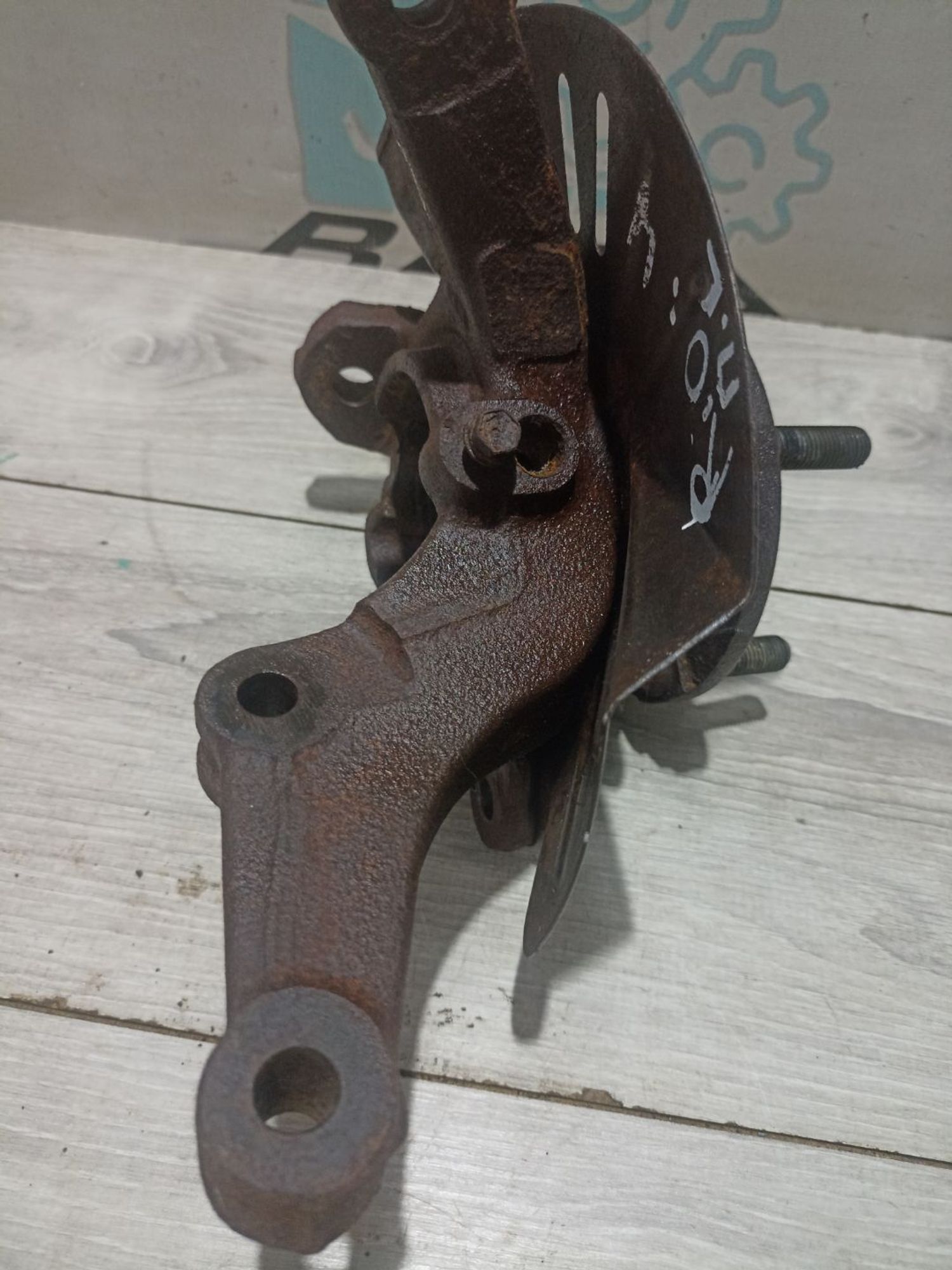 https://ycs.partsauto.market/partsauto-images/thmbs/userImages/0d5a73f363ec19ea8b7d8d6483ce4211/part/684c294a-cc27-40ac-9139-ac36bcdc5e2b_1783696471296.jpg