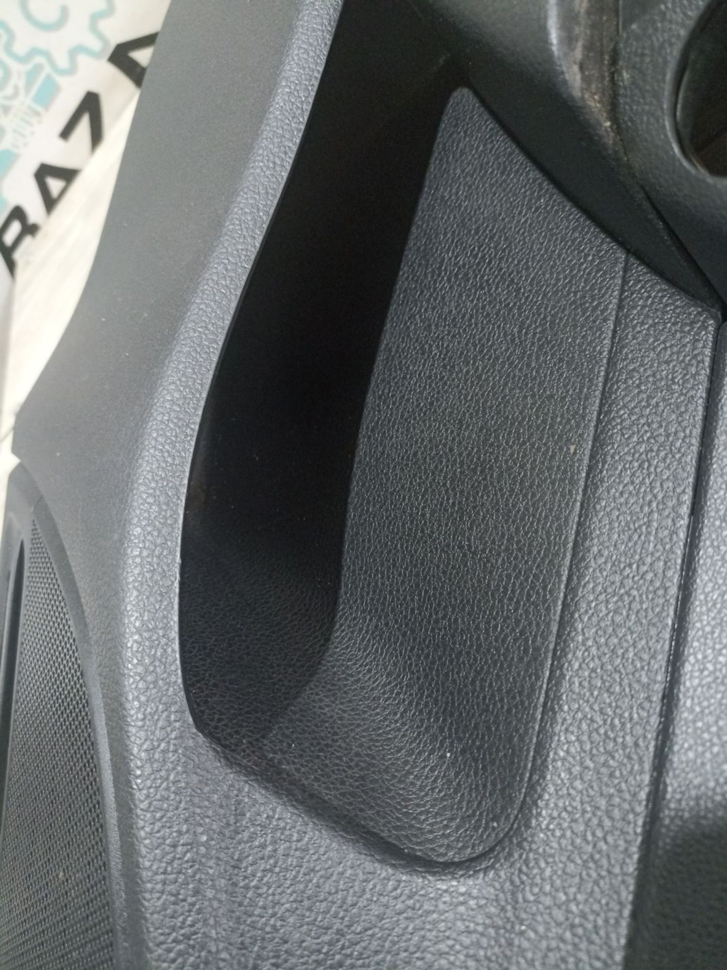 https://ycs.partsauto.market/partsauto-images/thmbs/userImages/0d5a73f363ec19ea8b7d8d6483ce4211/part/6862f50e-52cd-48e2-8c27-41948b0db26c_1784633351255.jpg