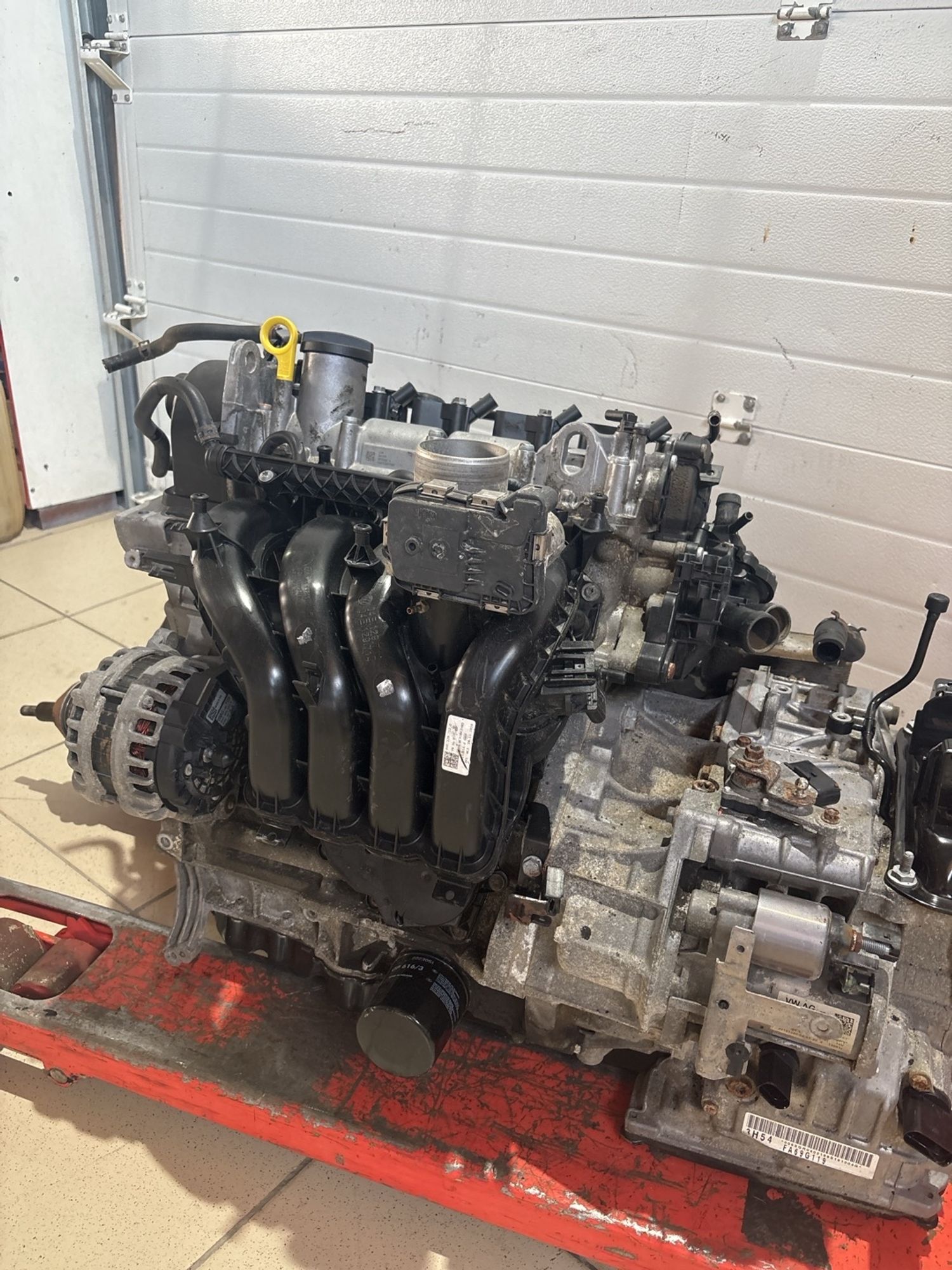 https://ycs.partsauto.market/partsauto-images/thmbs/userImages/0d5a73f363ec19ea8b7d8d6483ce4211/part/697279f1-f4eb-489d-961c-b2a7695ad13e_1779520902408.jpg