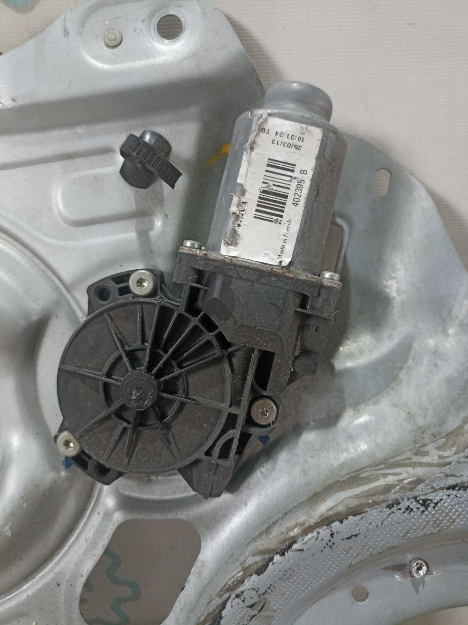 https://ycs.partsauto.market/partsauto-images/thmbs/userImages/0d5a73f363ec19ea8b7d8d6483ce4211/part/69ee0c07-5d56-473f-8d28-977c28fef963_1783155658490.jpg