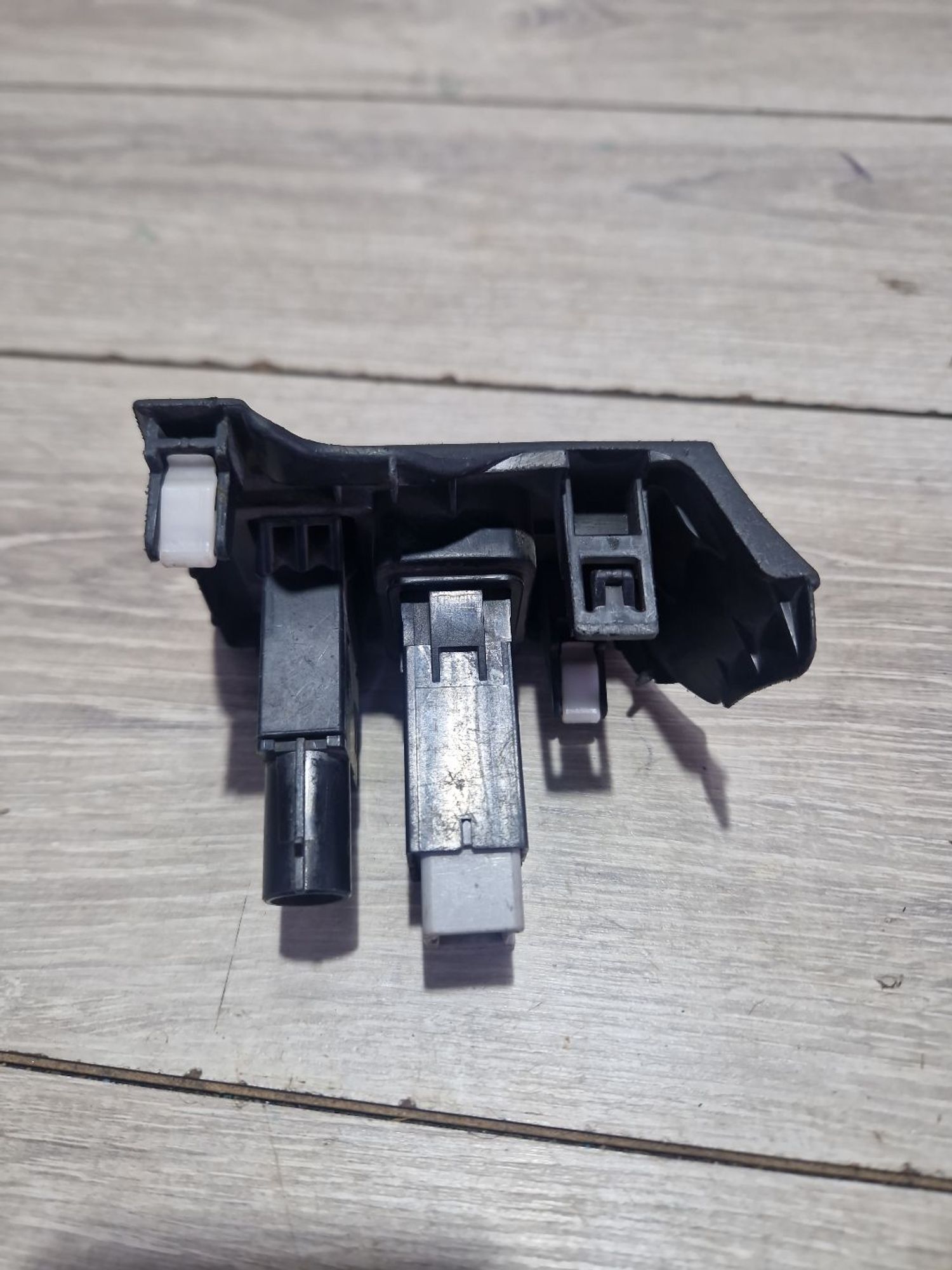 https://ycs.partsauto.market/partsauto-images/thmbs/userImages/0d5a73f363ec19ea8b7d8d6483ce4211/part/6de05de9-0280-40db-b4d1-f436988fbc30_1787645068072.jpg
