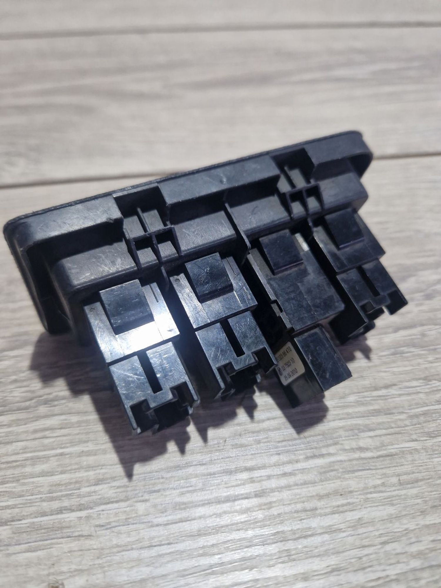 https://ycs.partsauto.market/partsauto-images/thmbs/userImages/0d5a73f363ec19ea8b7d8d6483ce4211/part/6f562def-c809-4ef8-981f-58f938fdc18f_1787392460474.jpg