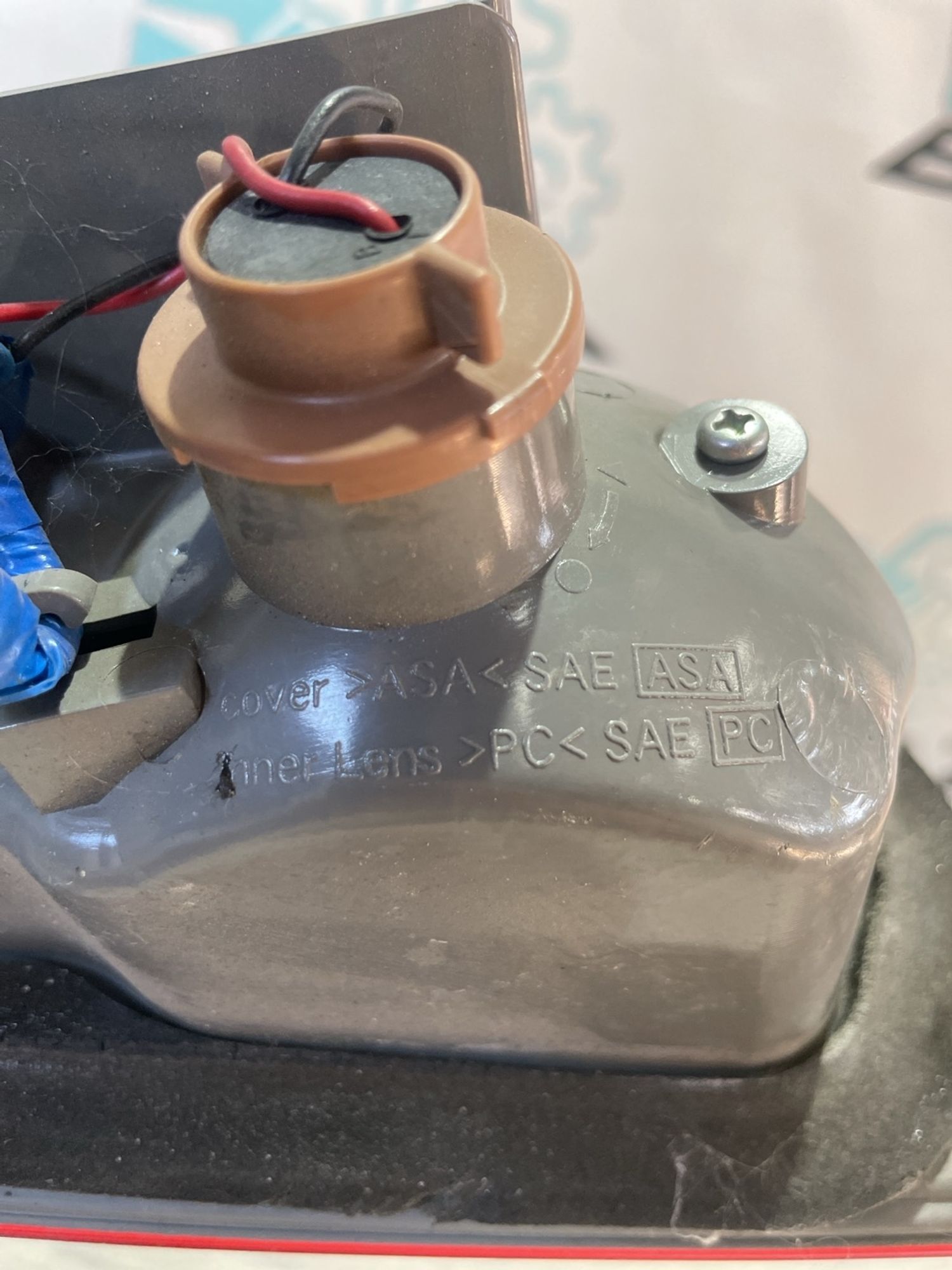 Фонарь задний правый внутренний Lexus IS II, 3000 рублей, Брянск